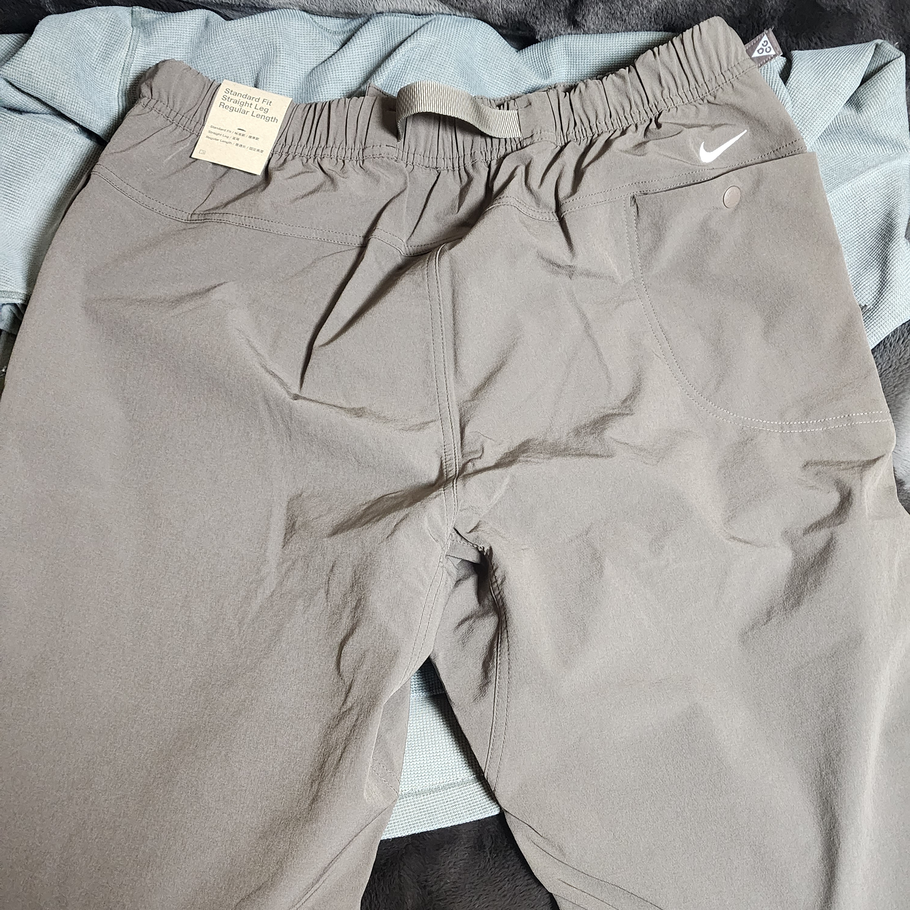 Nike ACG Sun farer Trail Pants Ironstone - Asia 착용 스타일 - 2
