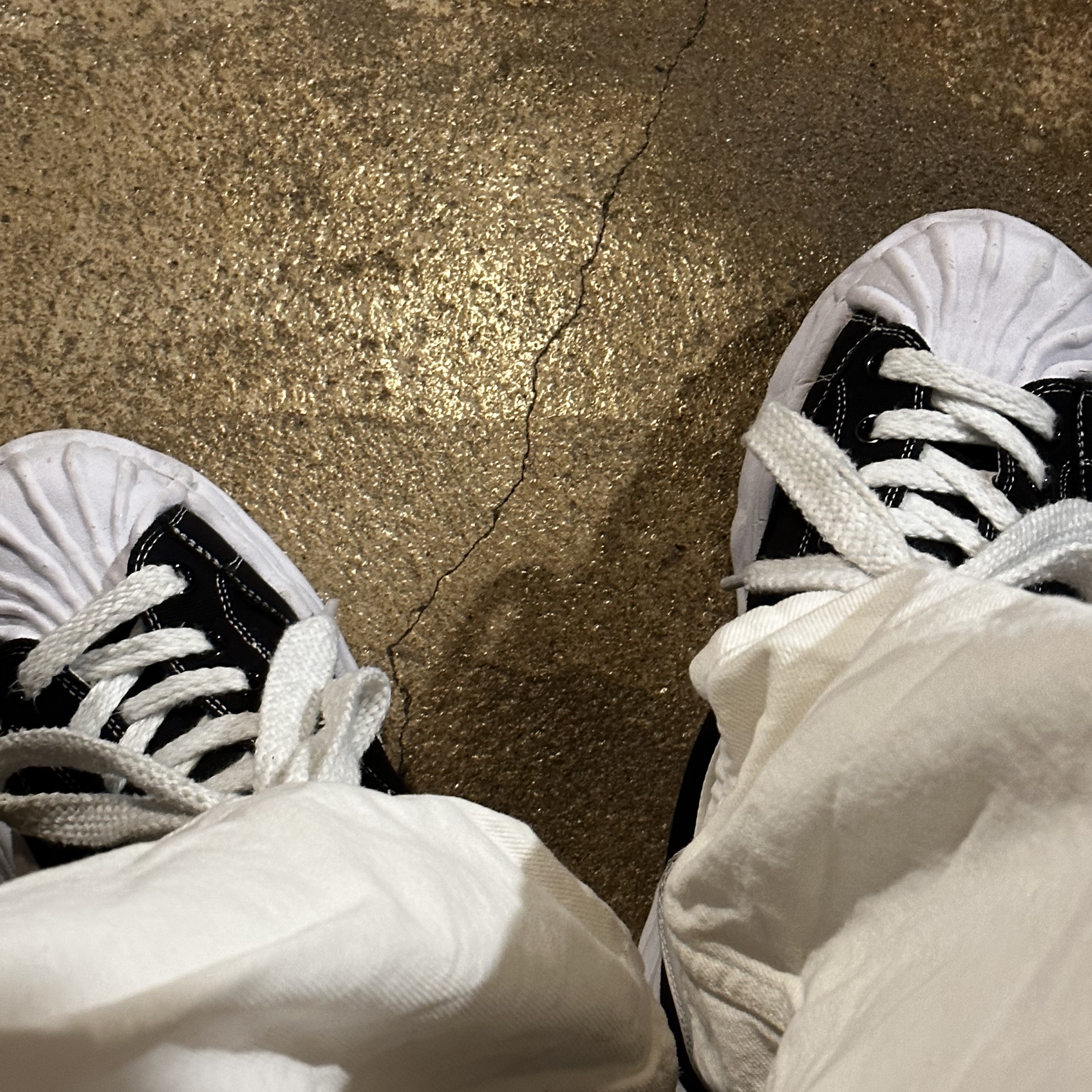Maison Mihara Yasuhiro Blakey OG Sole Canvas Low-top Sneakers Black White 착용 스타일