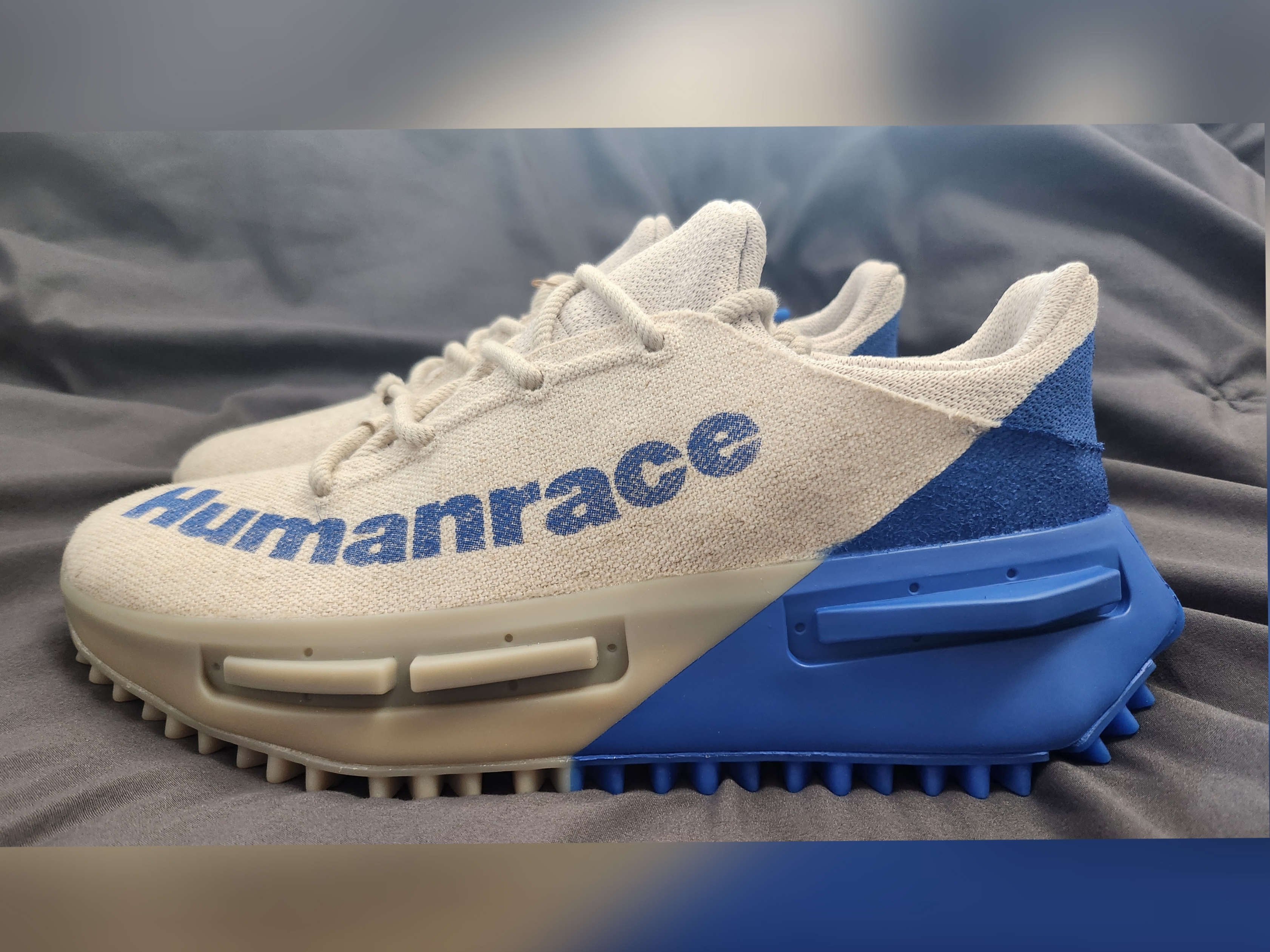 Adidas x Pharrell Williams Humanrace NMD S1 Mahbs Light Brown Bold Blue 착용 스타일 - 2