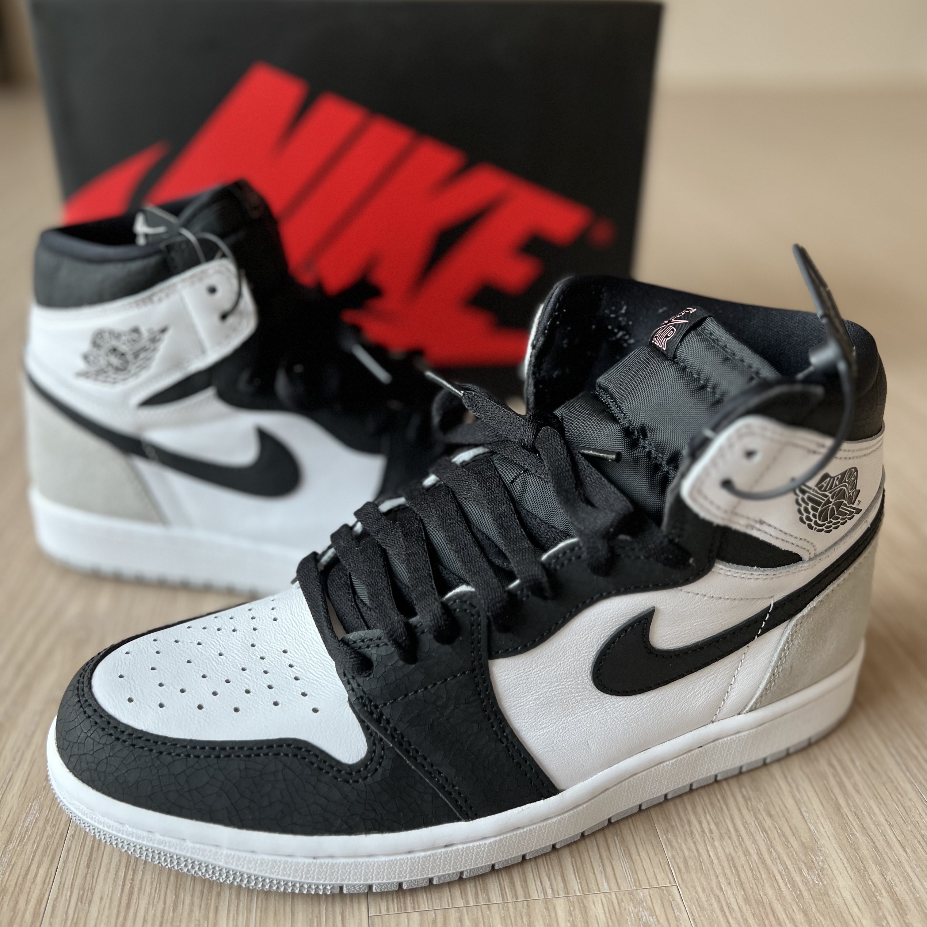 Jordan 1 Retro High OG Bleached Coral 착용 스타일 - 1