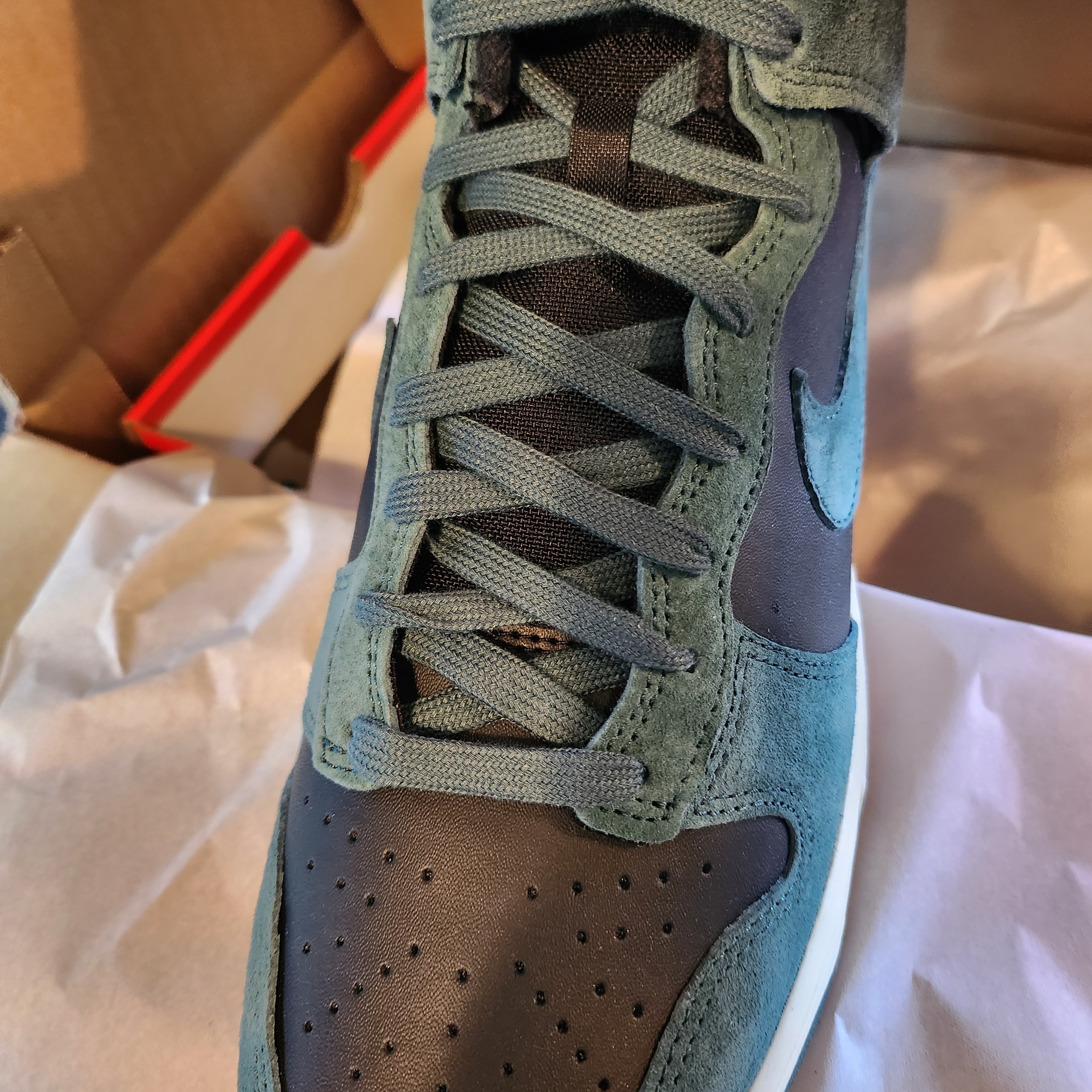 Nike Dunk High Retro PRM Faded Spruce 착용 스타일 - 4