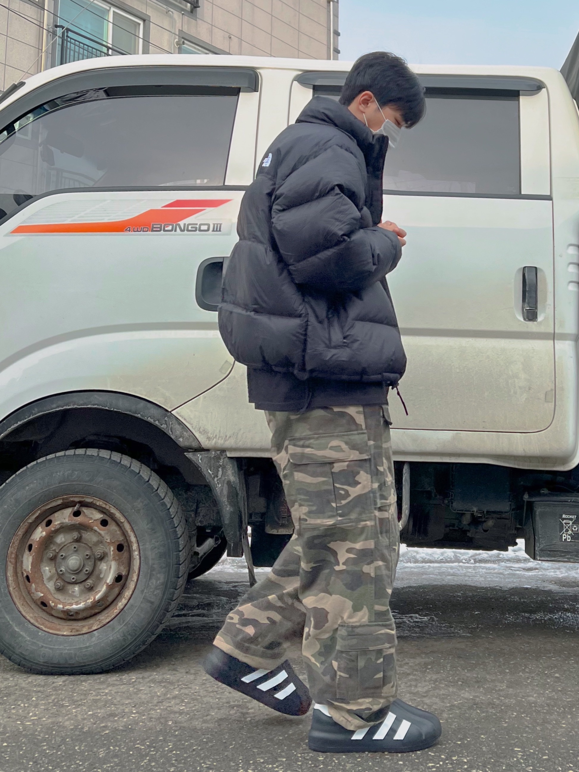 The North Face 1996 Eco Nuptse Jacket Black, Adidas Adifom Superstar Core Black Cloud White 착용 스타일