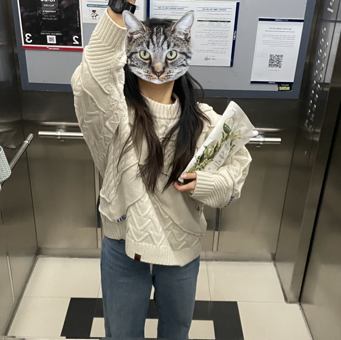 Zara x Ader Error Patchwork Oversize Knit Sweater Cream, Converse Chuck 70 High Paint Egret 착용 스타일 - 2