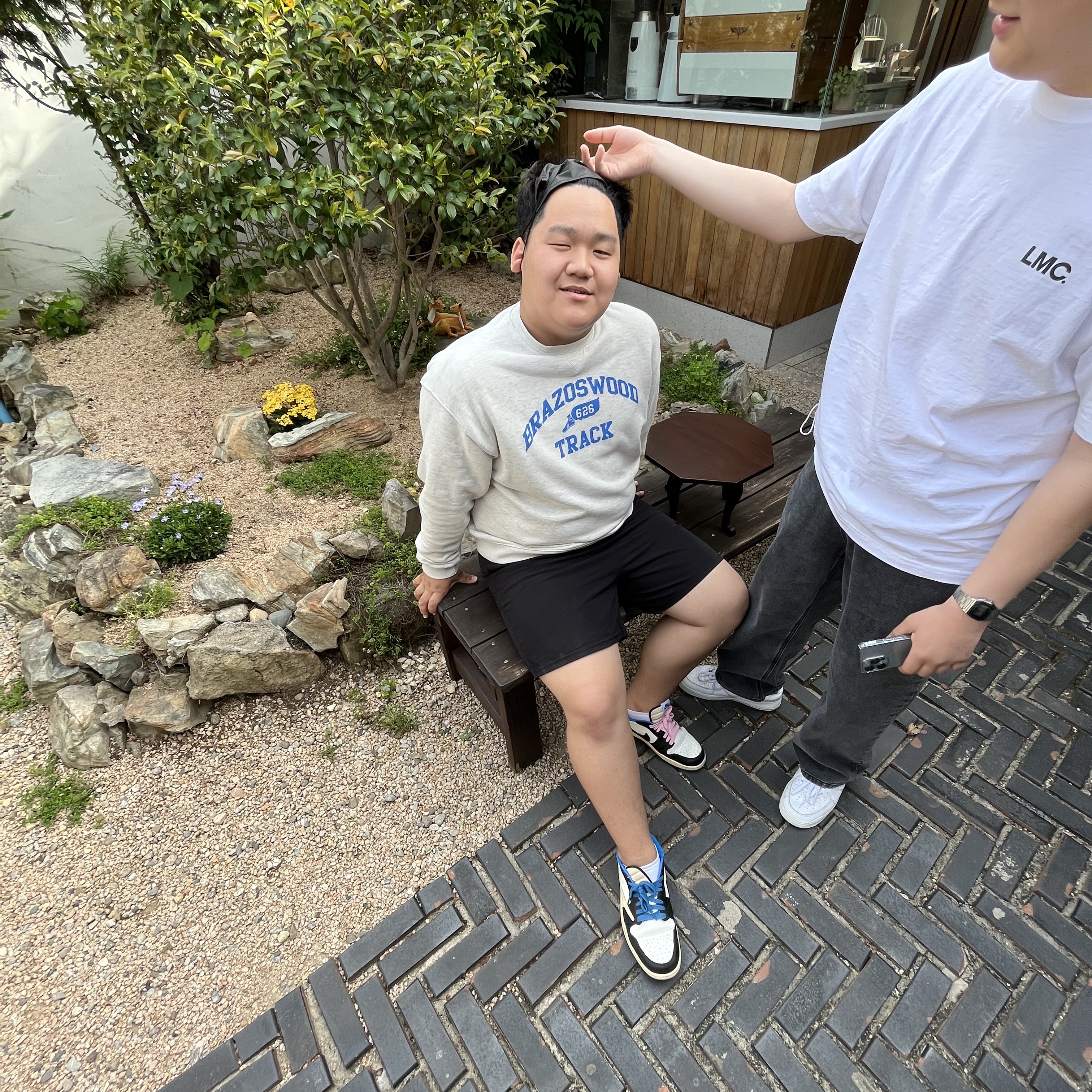 Jordan 1 x Travis Scott x Fragment Retro Low OG SP Military Blue 착용 스타일