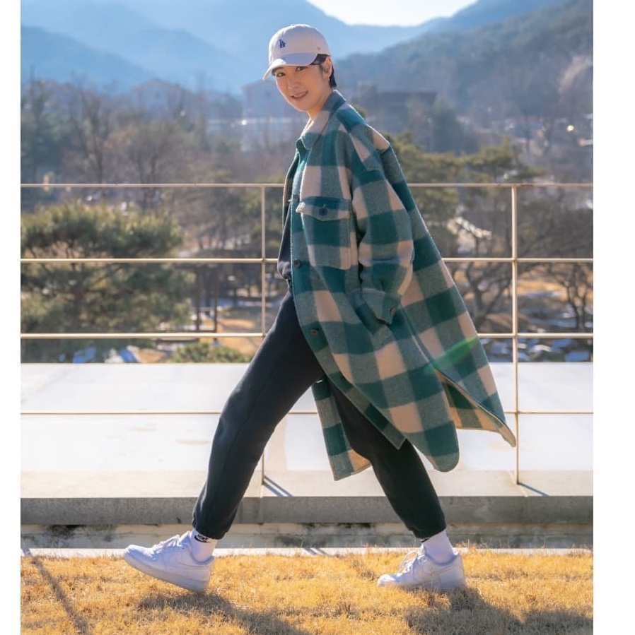 (W) Isabel Marant Fontizi Coat Green - 21FW, Nike Air Force 1 '07 Low White 착용 스타일