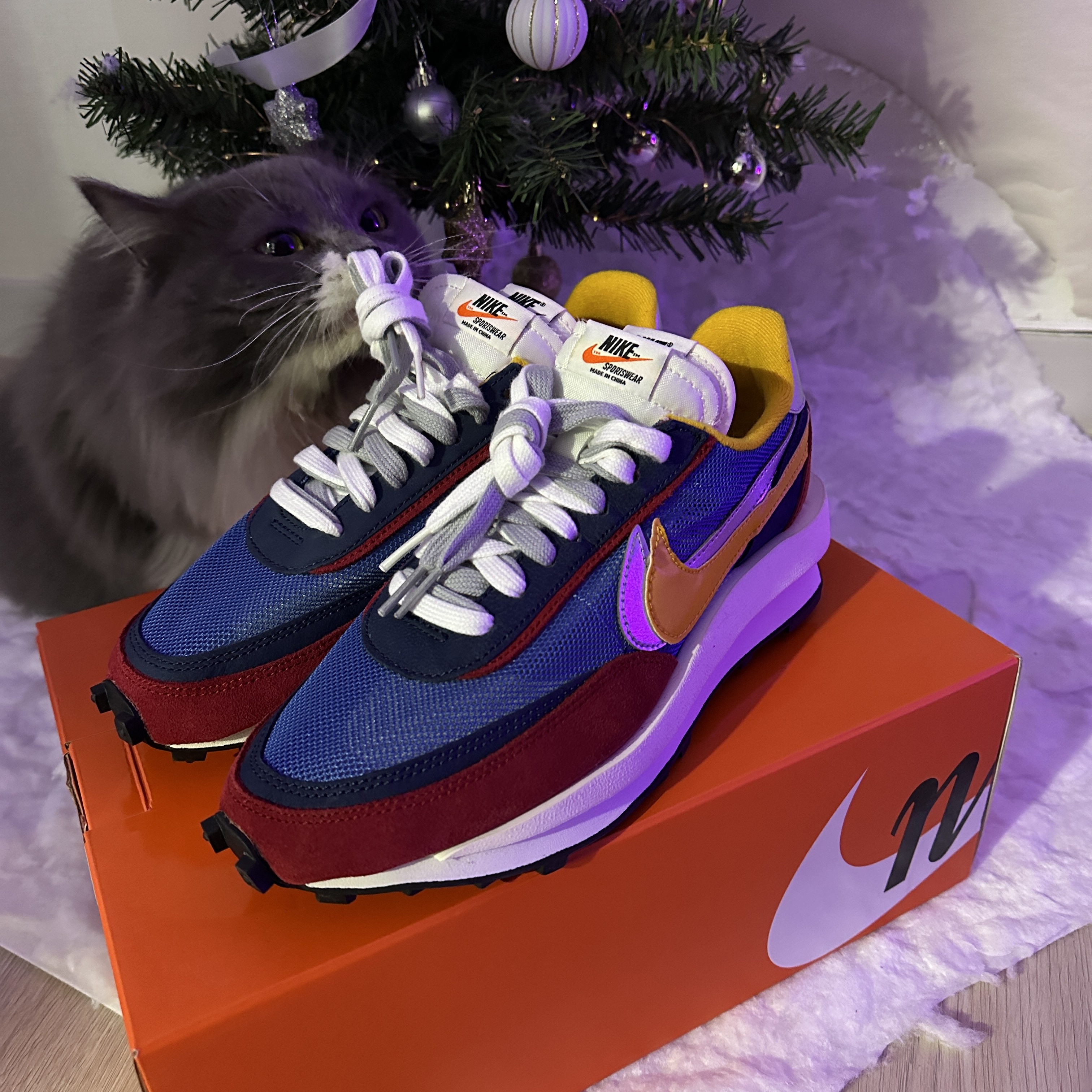 Nike x Sacai LDWaffle Blue Multi 착용 스타일 - 2