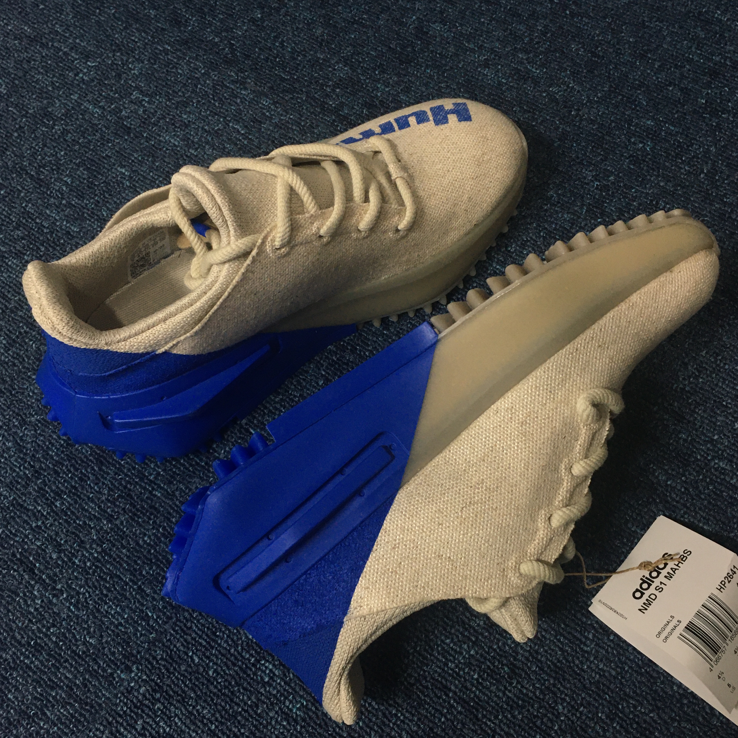 Adidas x Pharrell Williams Humanrace NMD S1 Mahbs Light Brown Bold Blue 착용 스타일 - 2