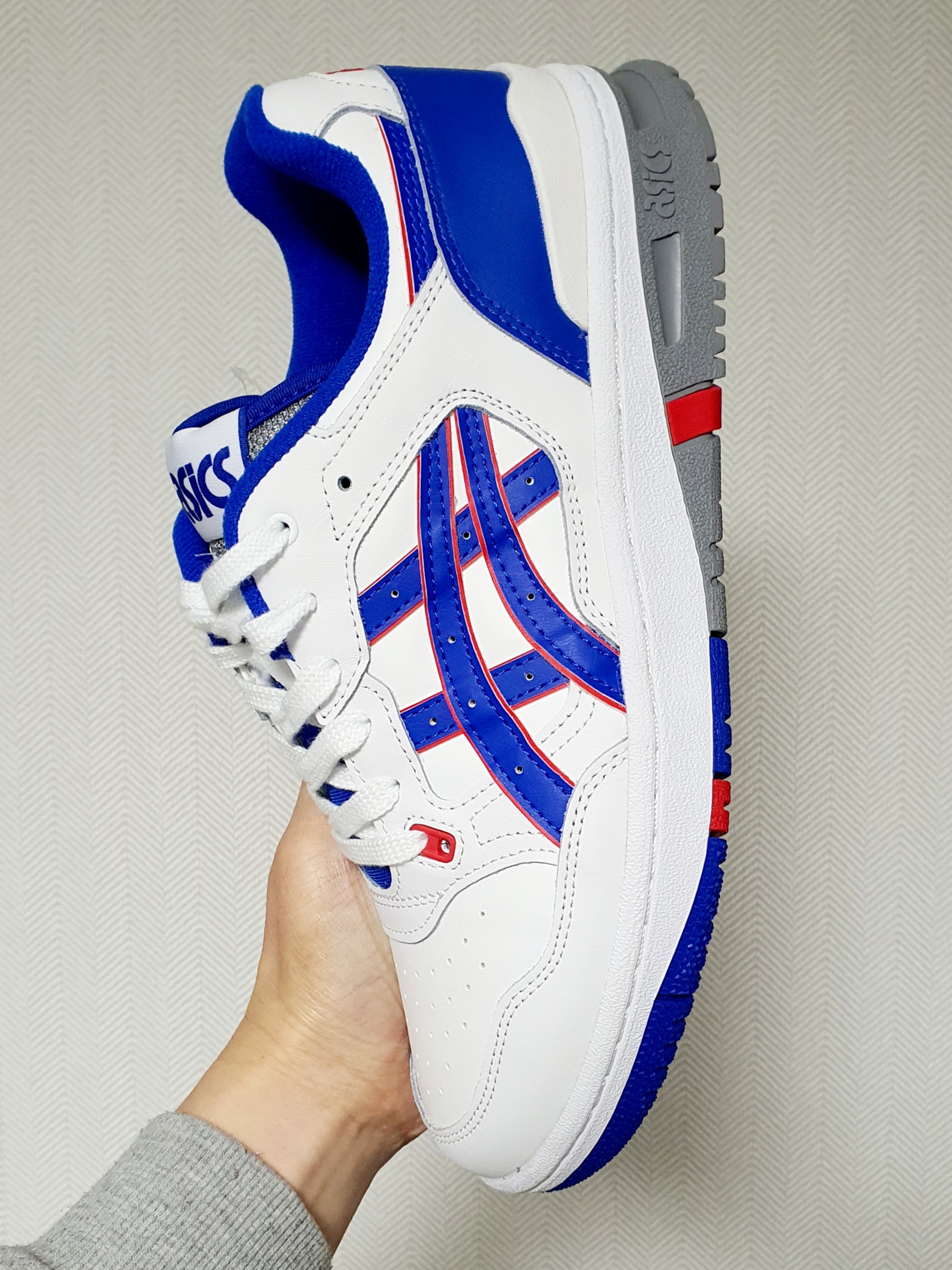 Asics EX89 White Illusion Blue 착용 스타일