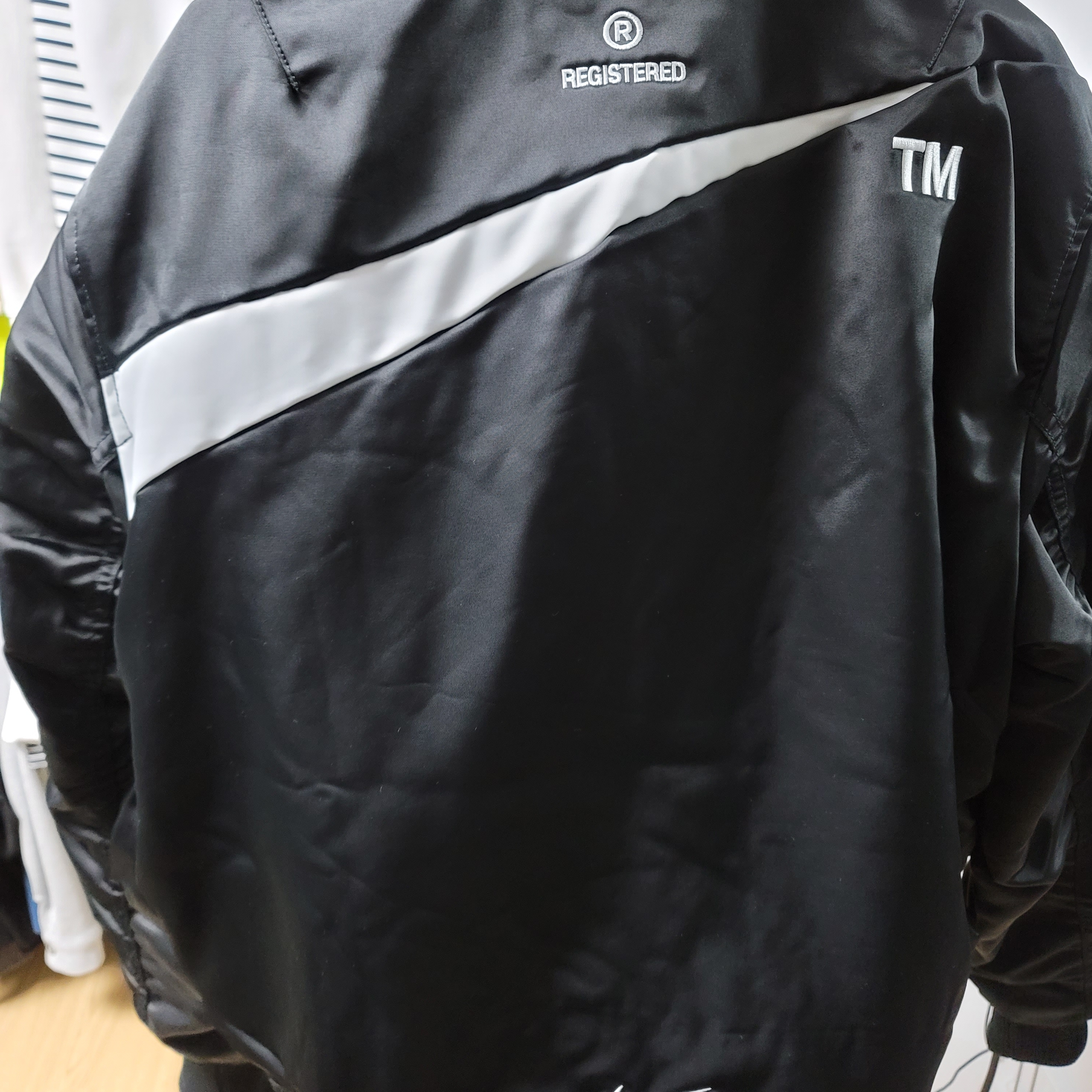 Nike NSW Swoosh Therma-Fit Bomber Black - Asia 착용 스타일 - 2