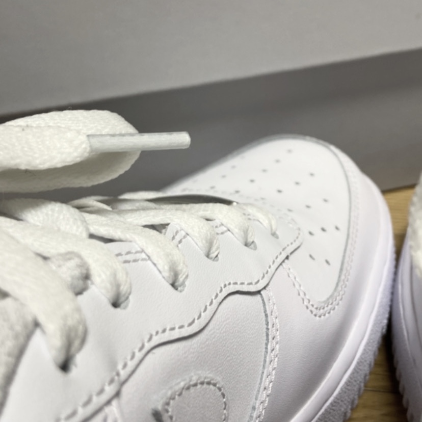 (GS) Nike Air Force 1 LE White 착용 스타일 - 2
