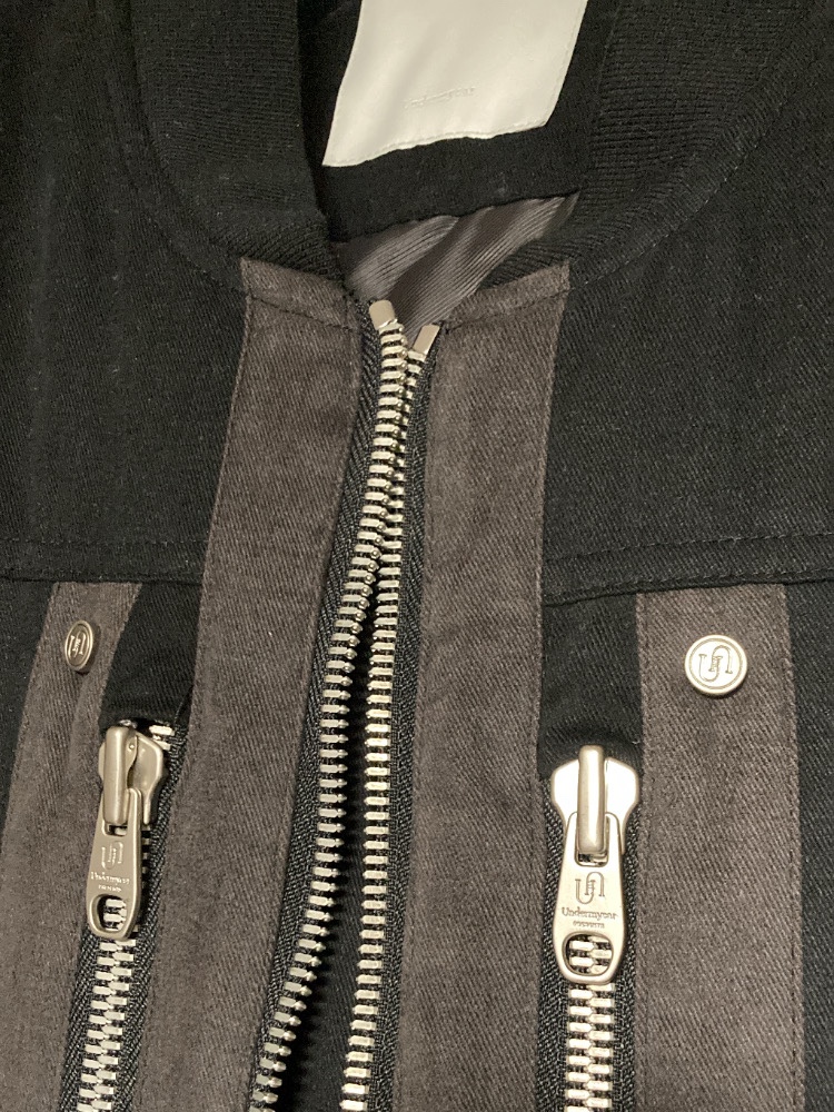Undermycar Rumlow Back Zip Cotton Garment Bomber Dark Gull - 22FW 착용 스타일