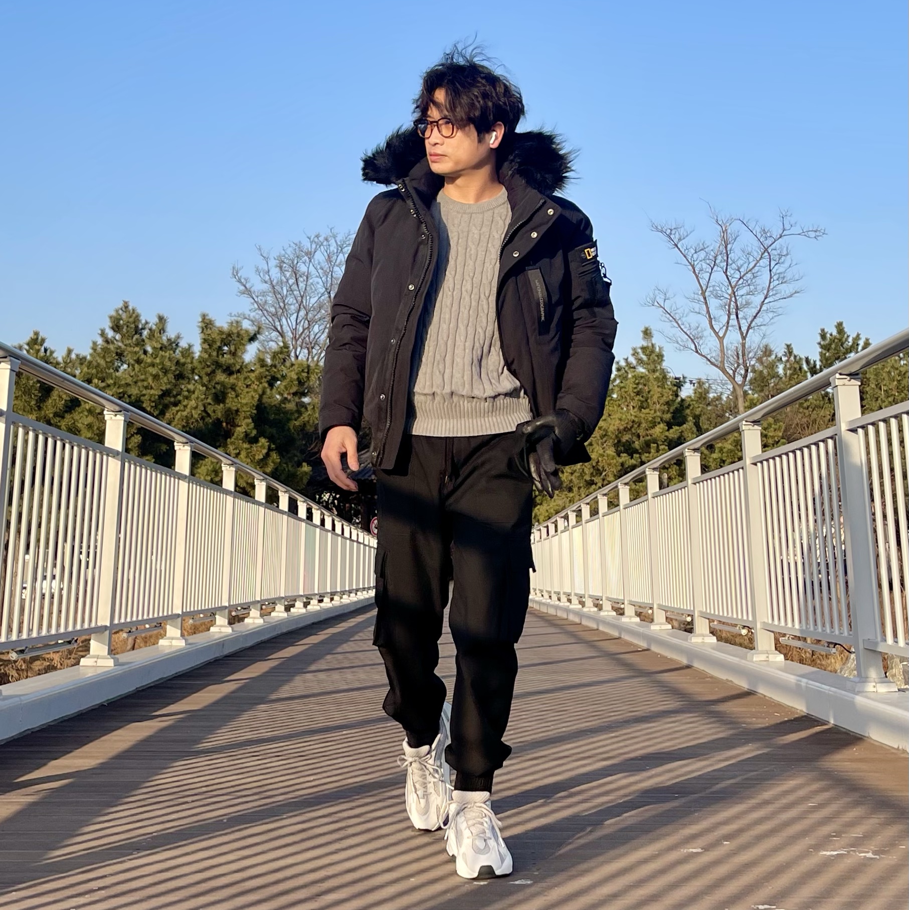Adidas Yeezy Boost 700 V2 Static 2022 착용 스타일