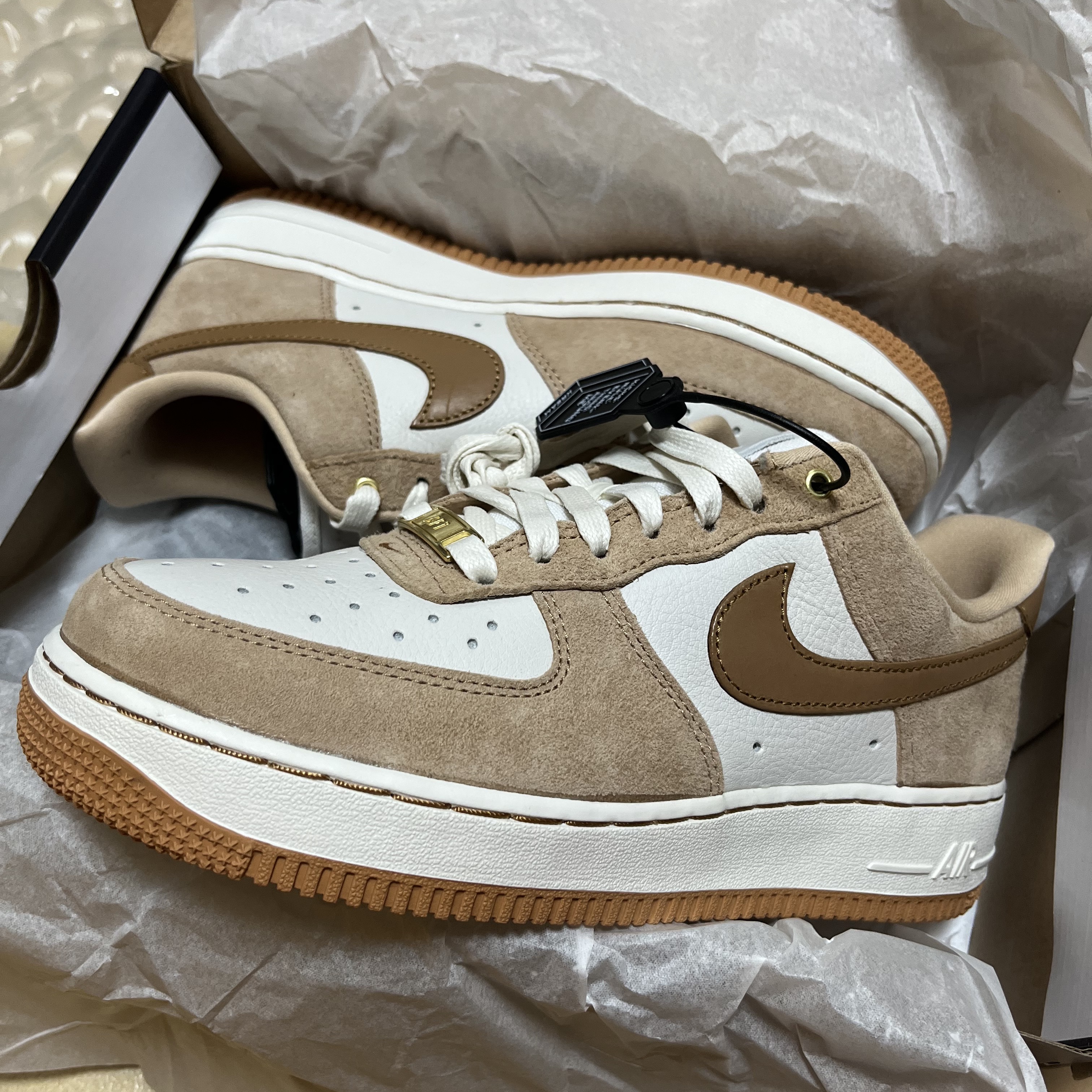 (W) Nike Air Force 1 LXX Flax 착용 스타일