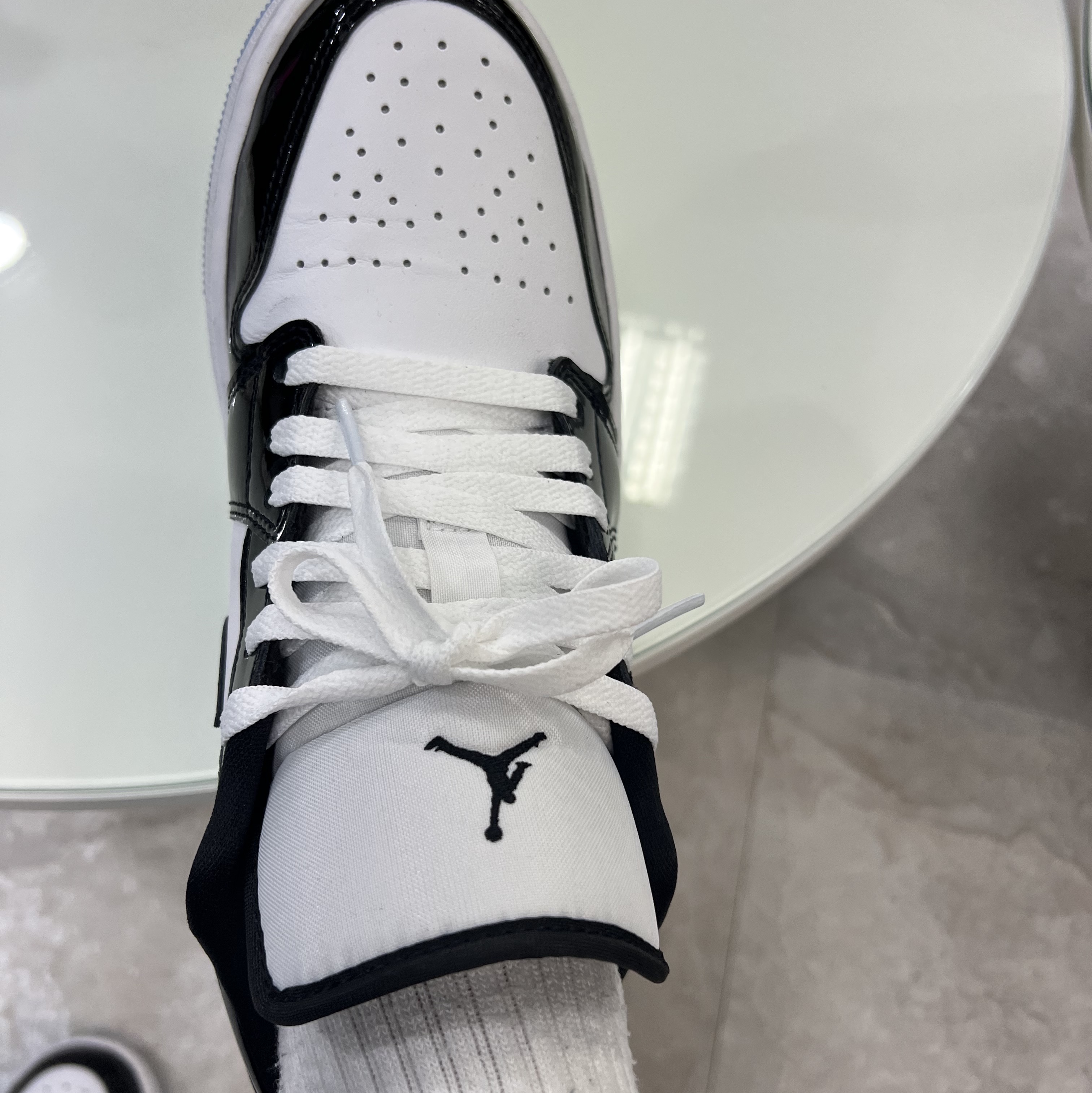 Jordan 1 Low SE Concord 착용 스타일 - 2