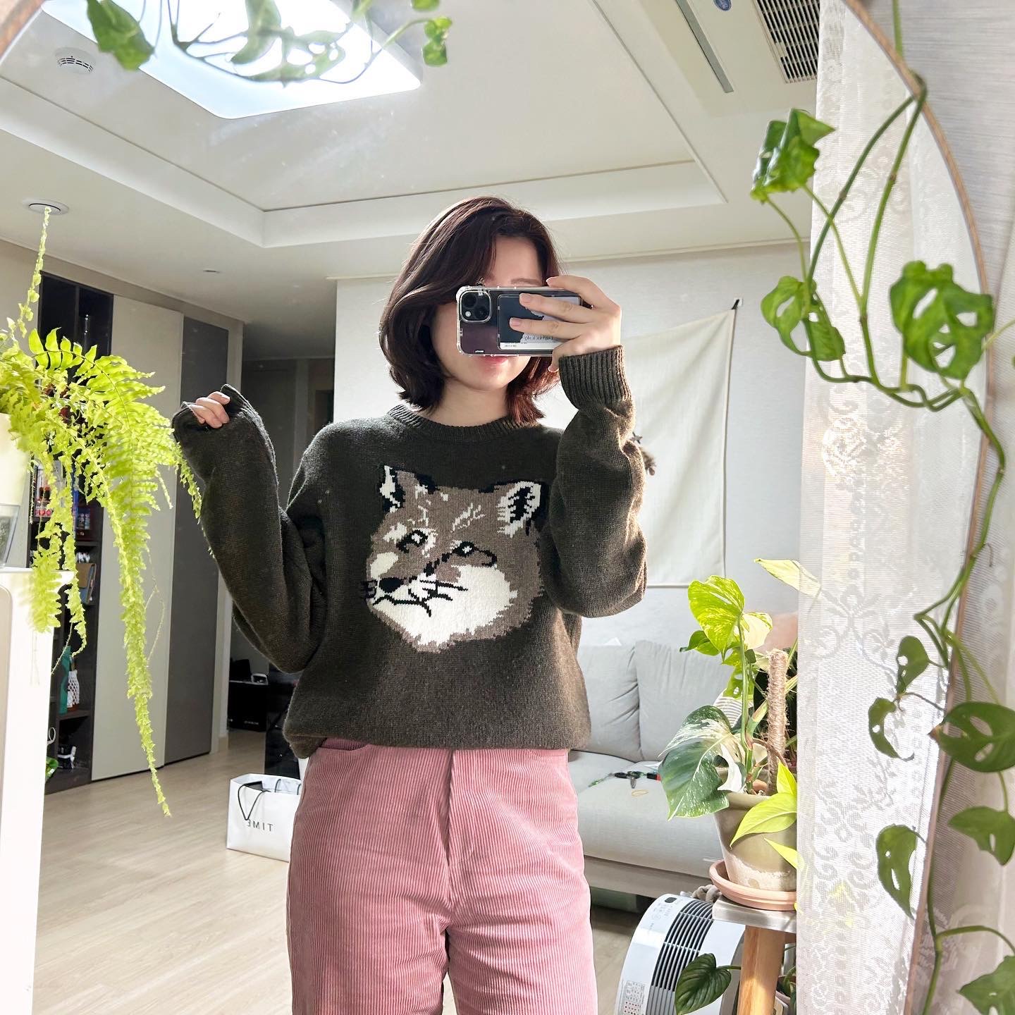 (W) Maison Kitsune Big Fox Head Pullover Knit Dark Grey Melange - Ssense Exclusive 착용 스타일