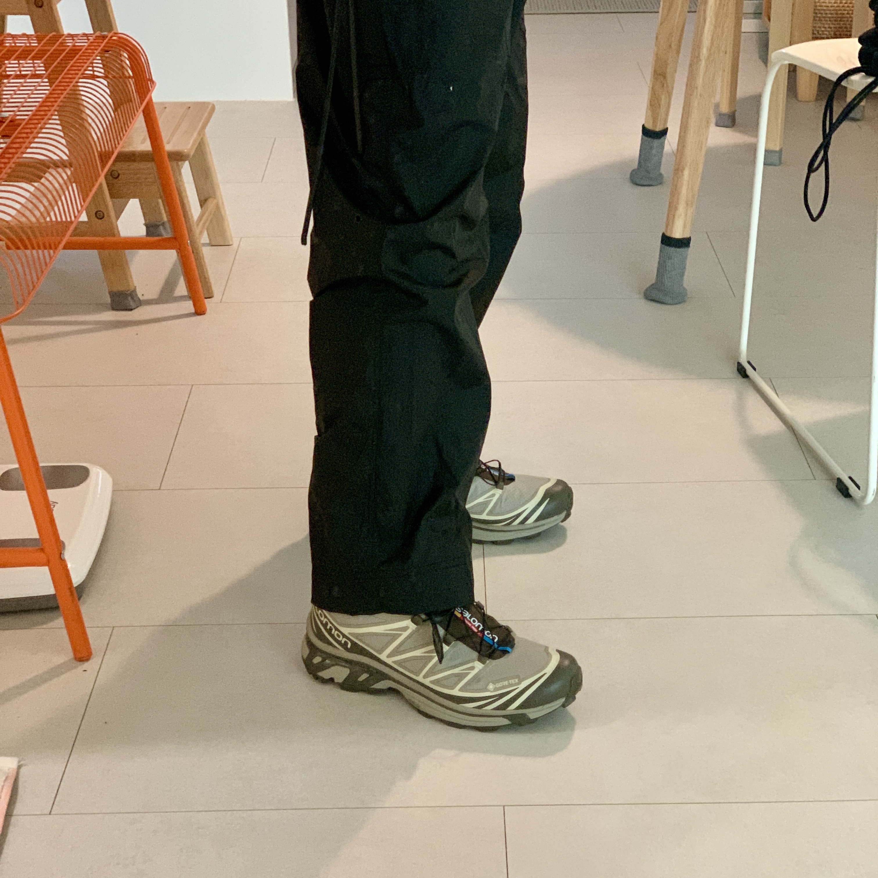 Salomon XT-6 Gore-Tex Vintage Khaki 착용 스타일 - 5