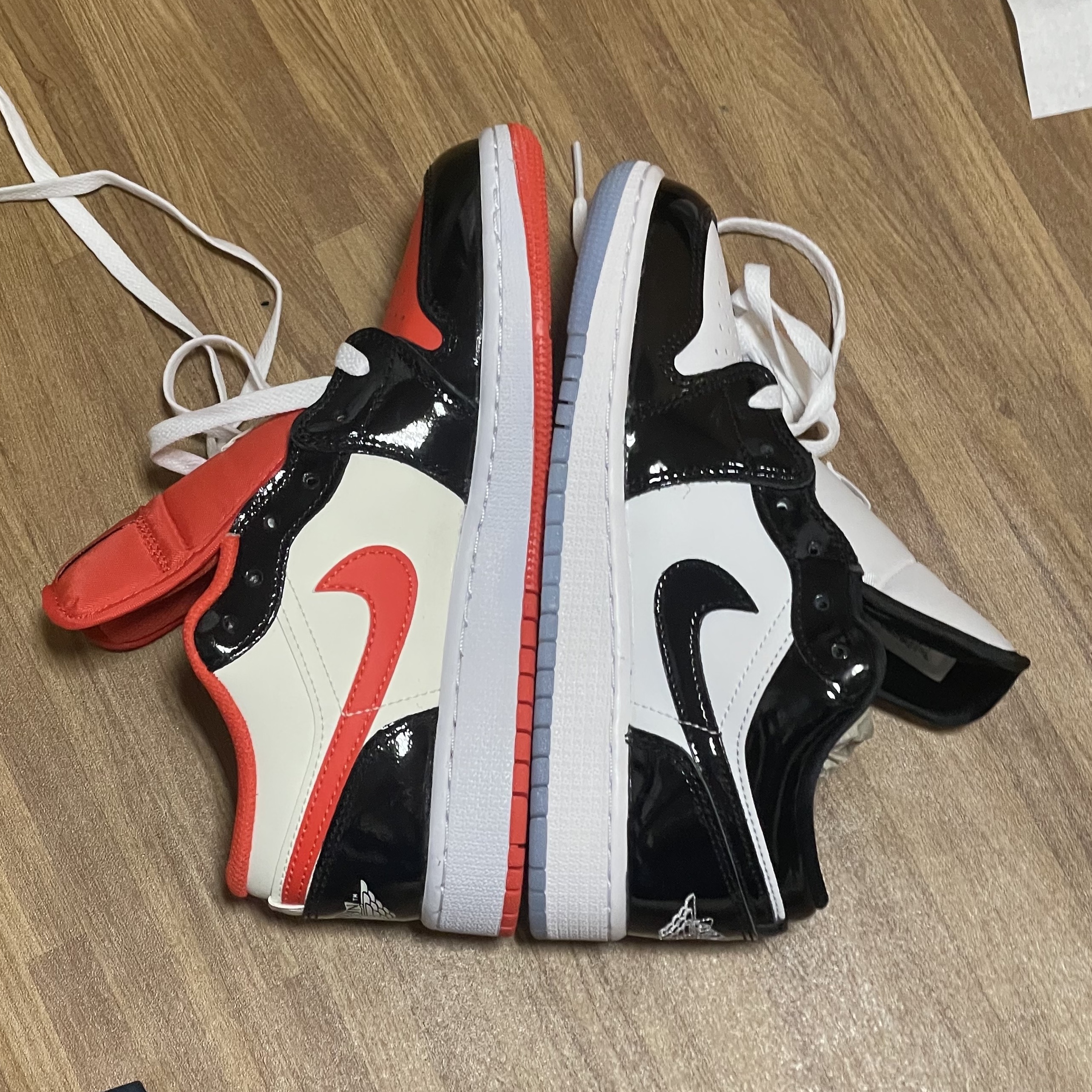 (GS) Jordan 1 Low SE Team Orange Black, (GS) Jordan 1 Low SE Concord 착용 스타일 - 1