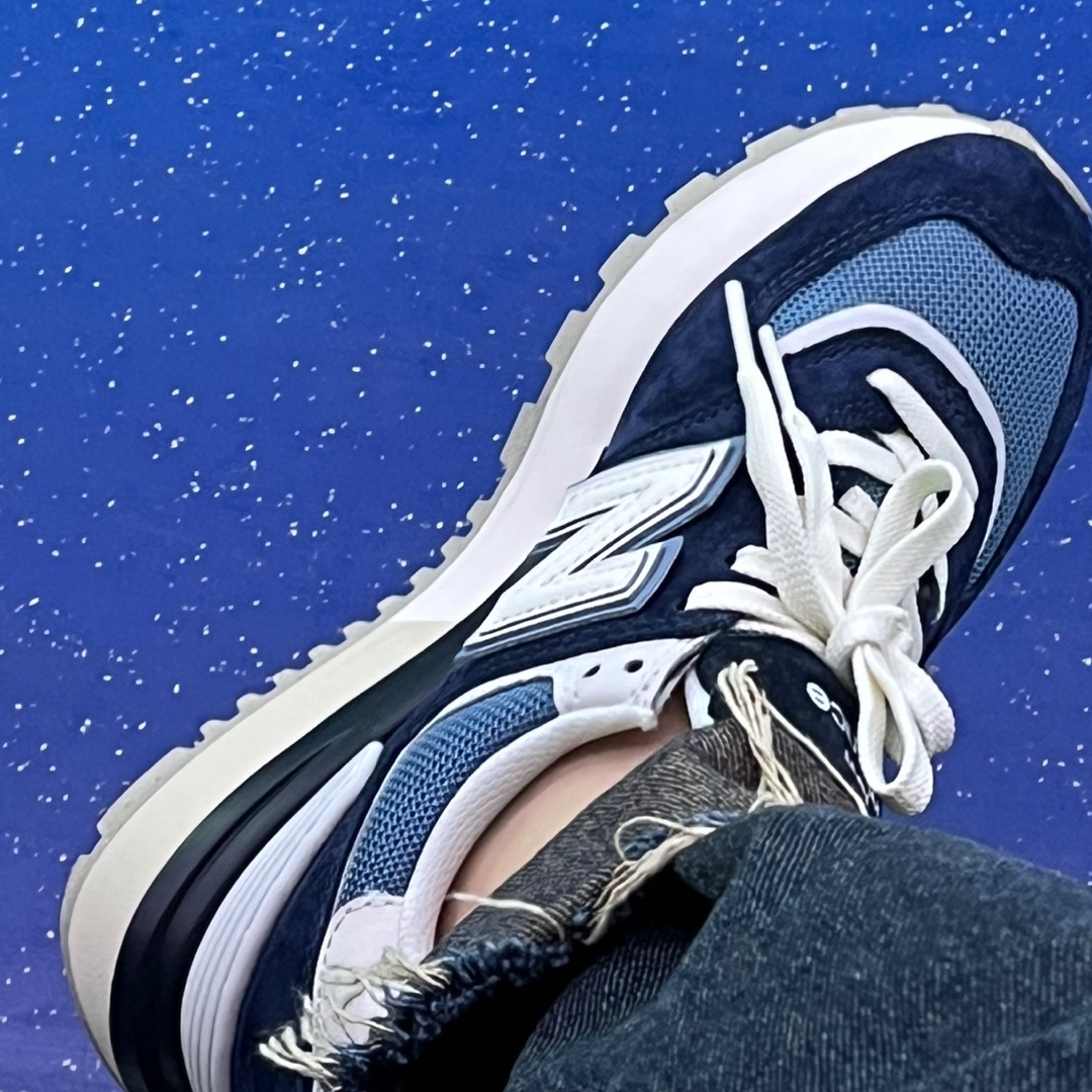 New Balance 574 Legacy Navy Sea Salt 착용 스타일