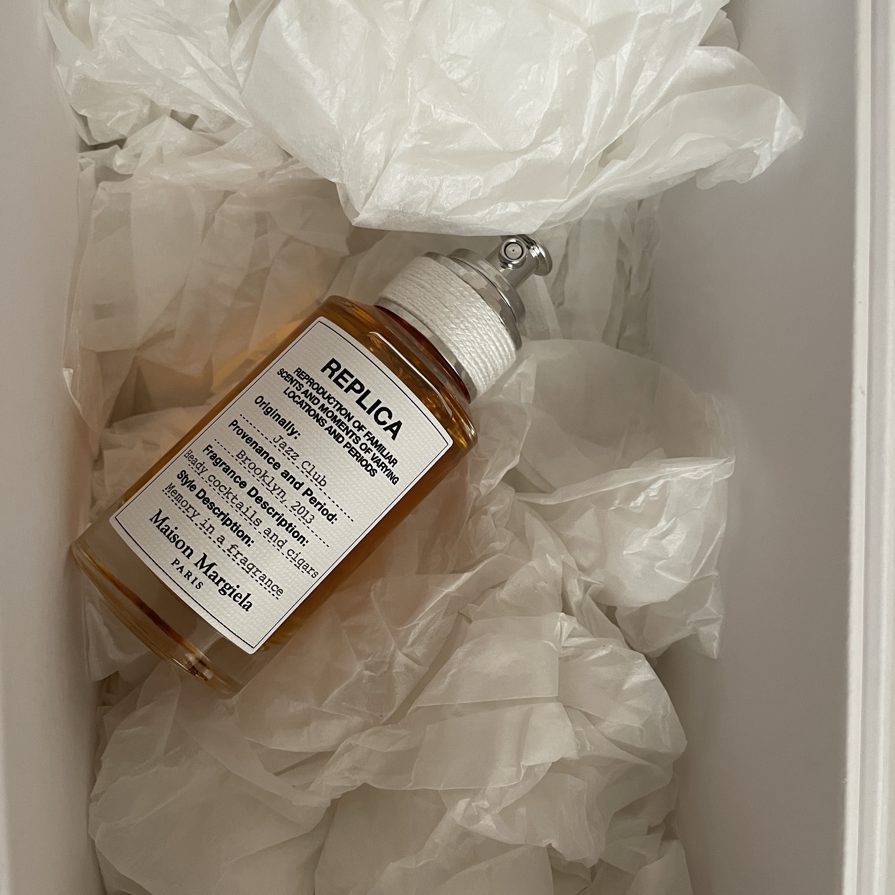 Maison Margiela Replica Jazz Club Eau De Toilette 30ml 착용 스타일