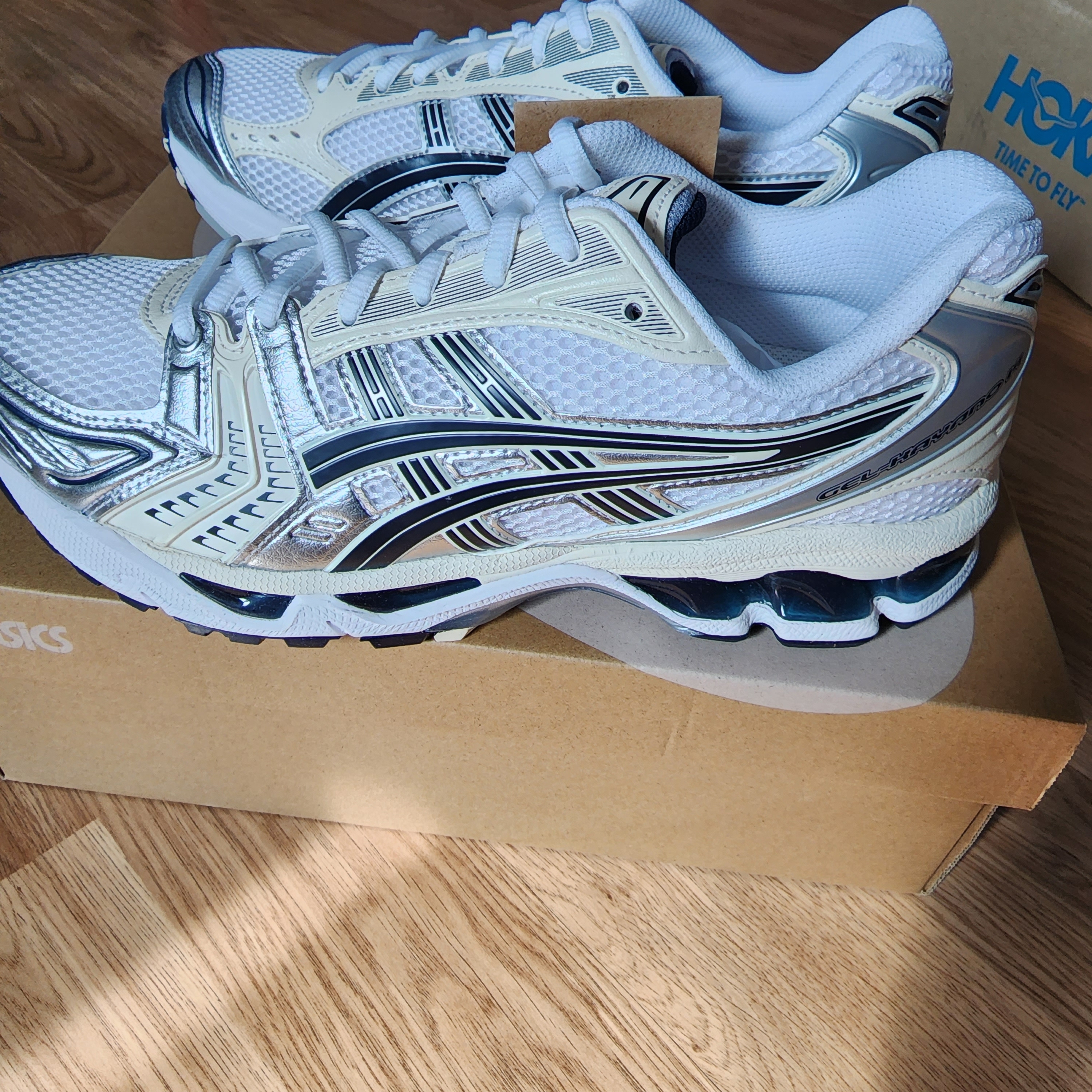 (W) Asics Gel-Kayano 14 White Midnight 착용 스타일 - 1