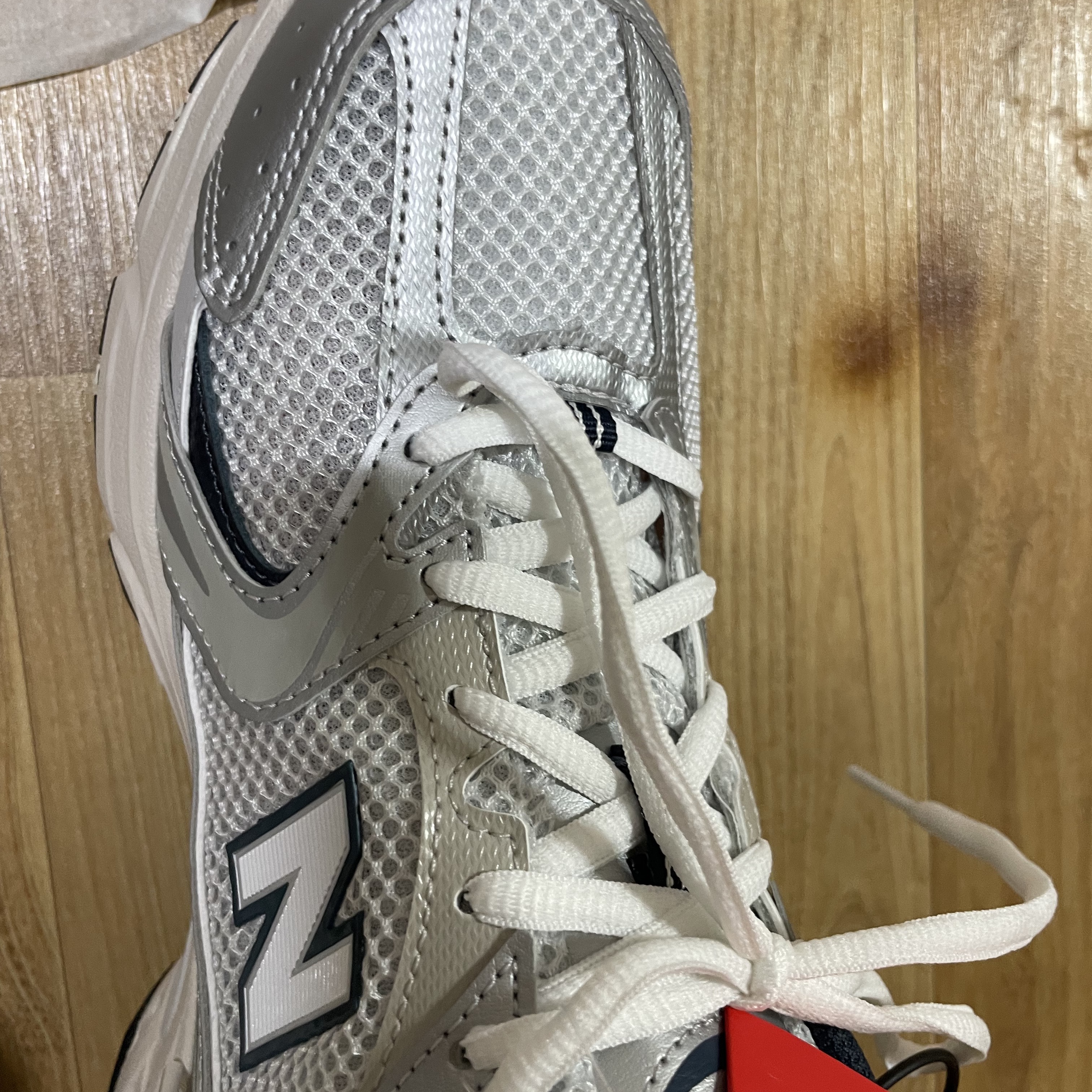 New Balance 530 Steel Grey 착용 스타일