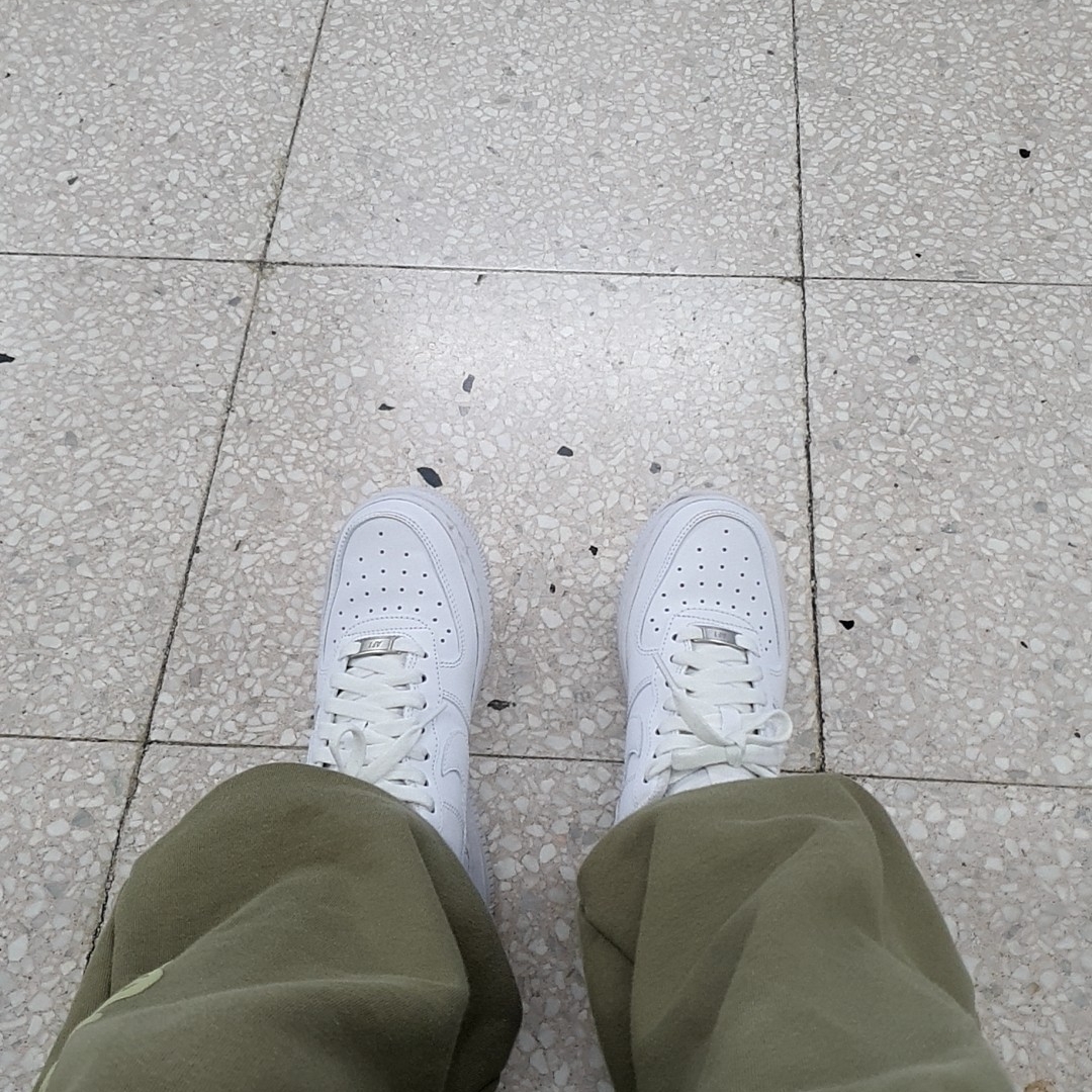 (W) Nike Air Force 1 '07 Low White 착용 스타일 - 1
