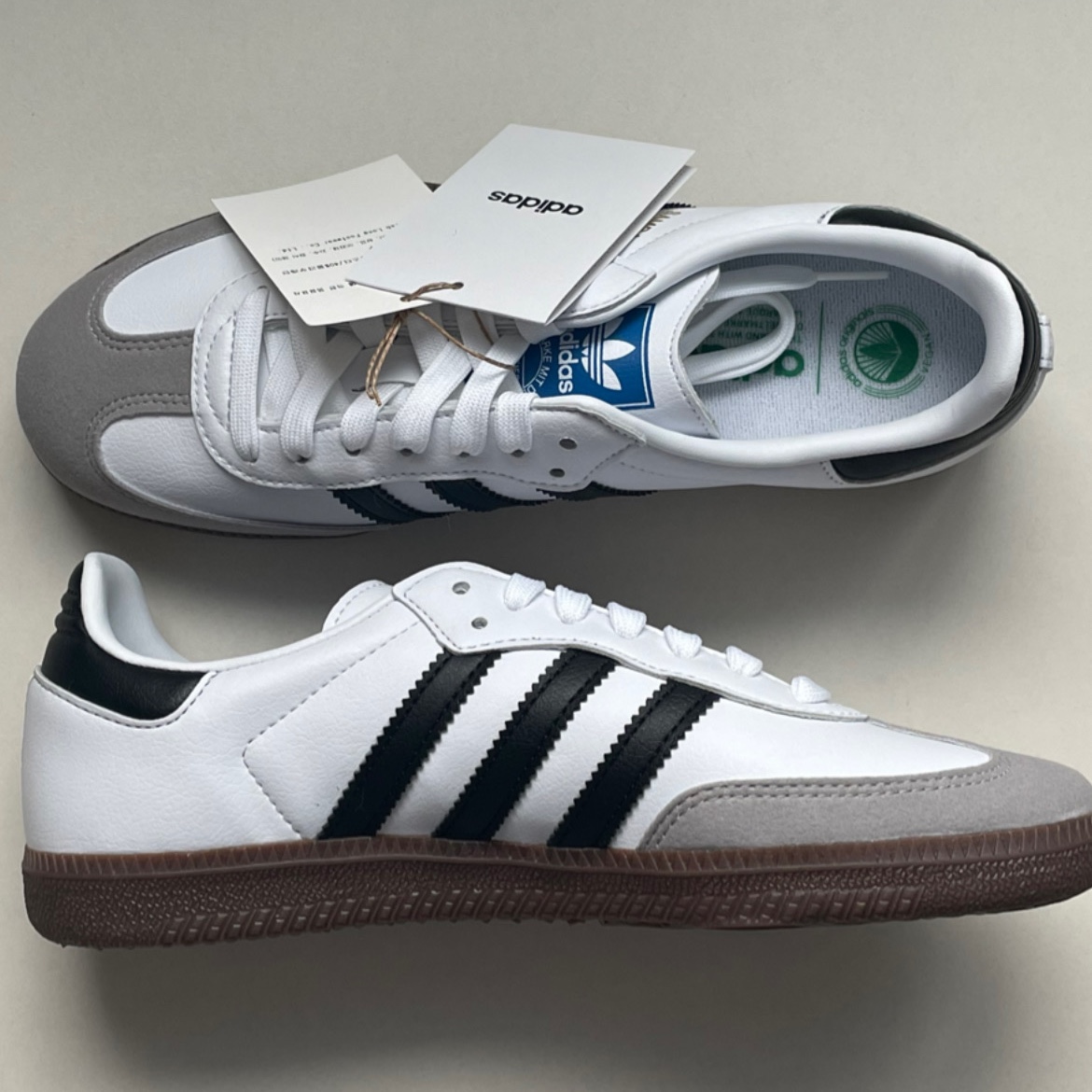 Adidas Samba Vegan White Black 착용 스타일 - 1
