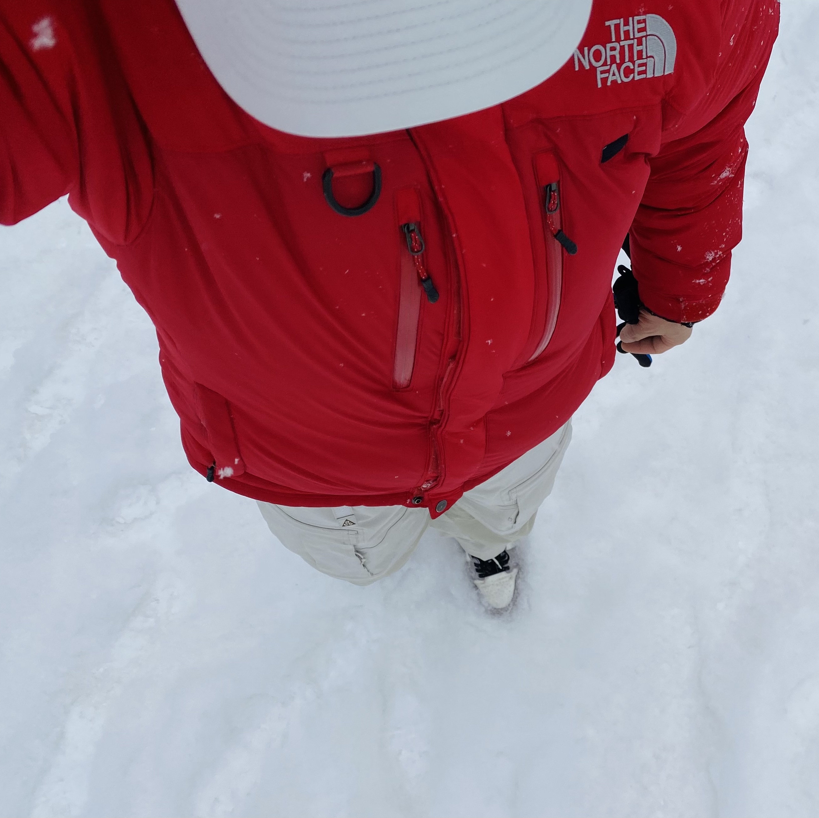 Nike ACG Smith Summit Cargo Pants Light Bone - Asia, Jordan 1 Element Gore-Tex Sail 착용 스타일