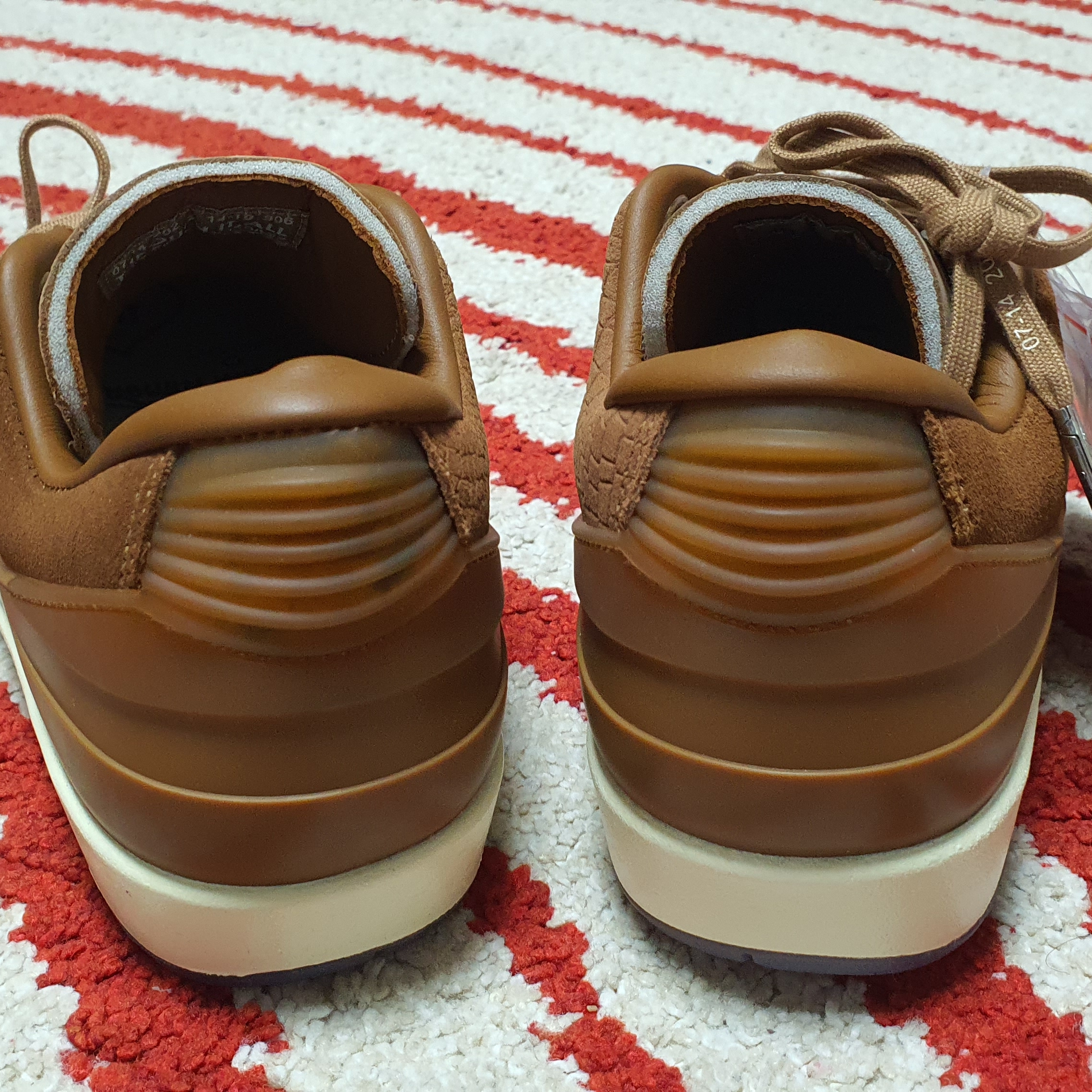 Jordan 2 x Two 18 Retro Low Rocky Tan 착용 스타일 - 4