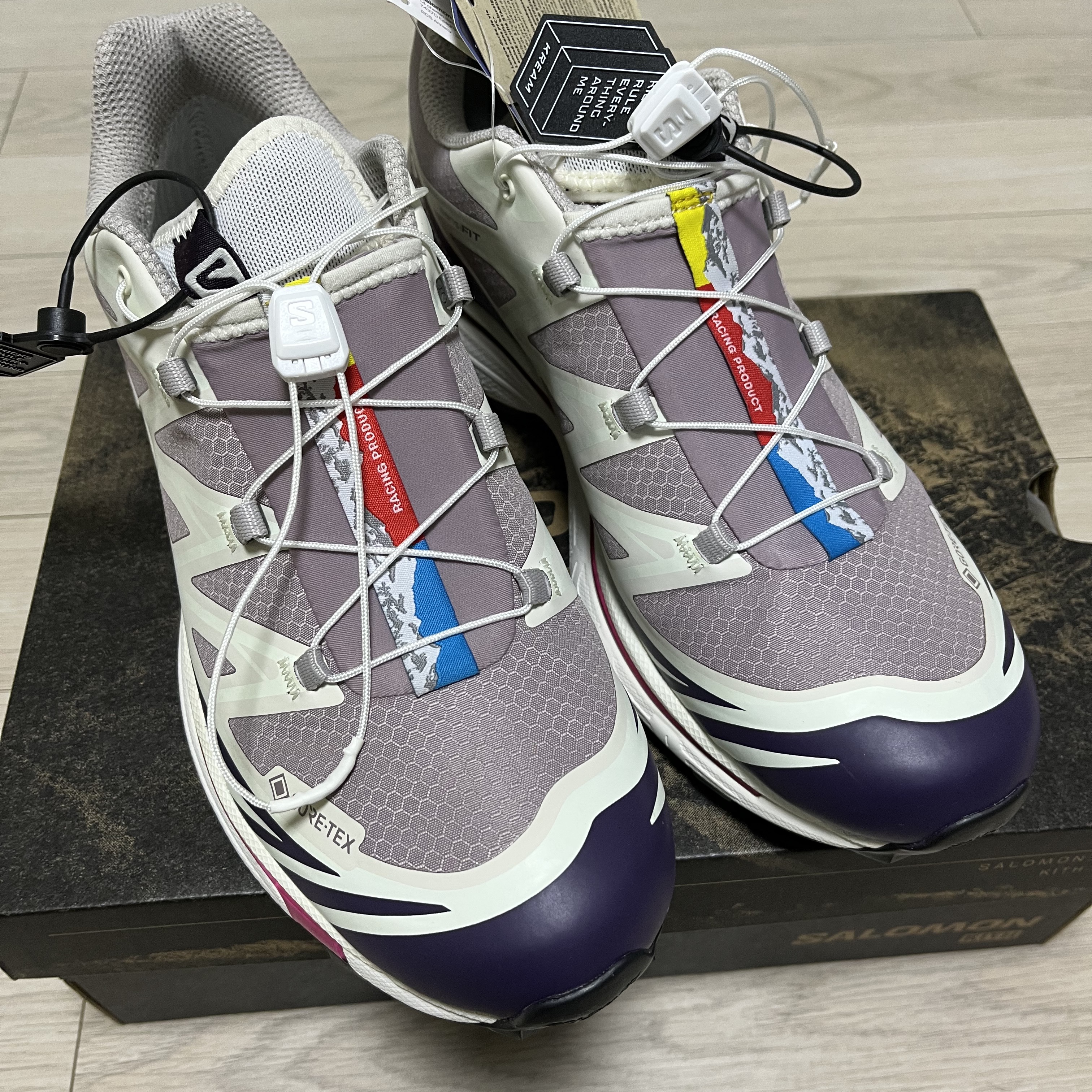 Salomon x Kith XT-6 Gore-Tex Quail Moonscape Vanilla Ice 착용 스타일 - 1