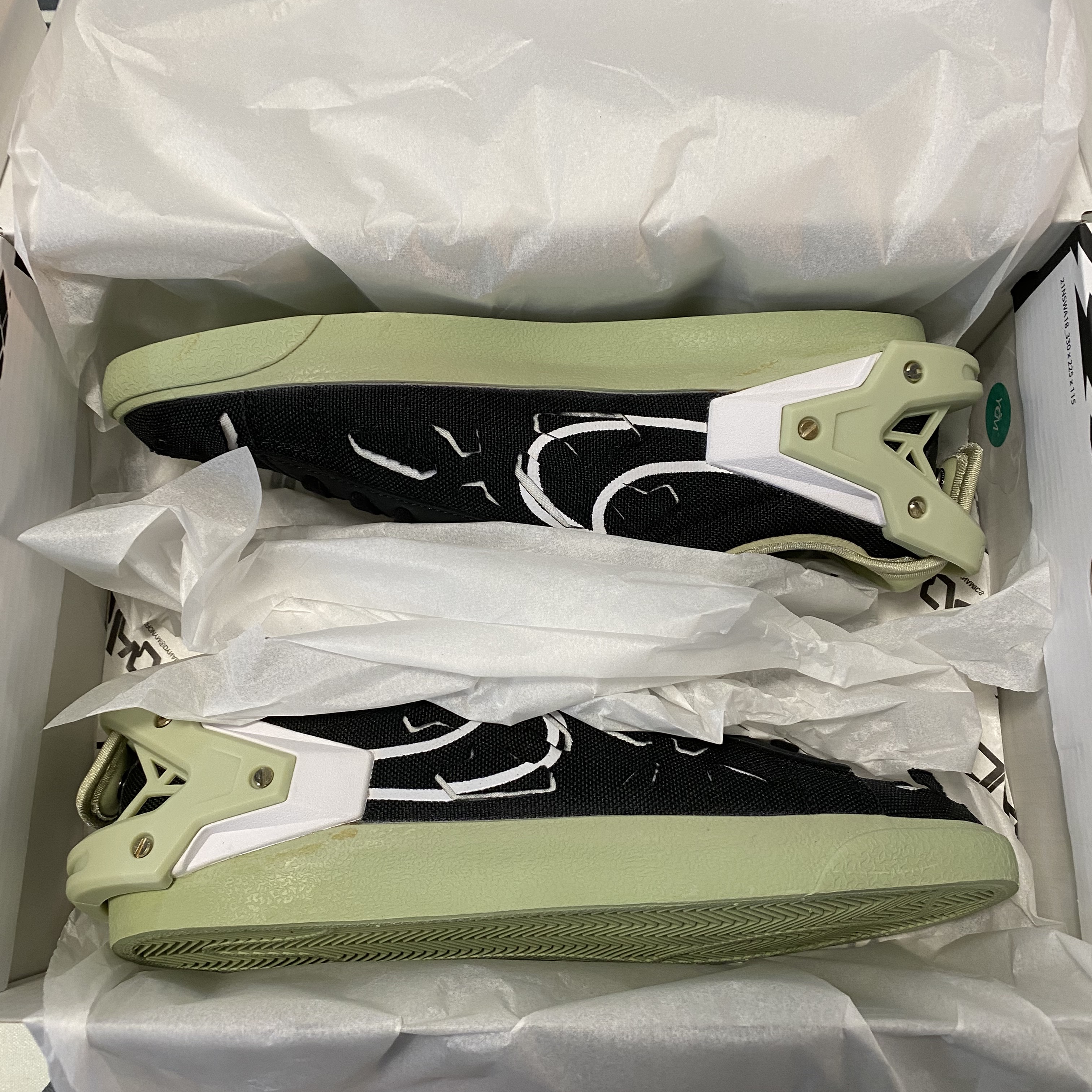 Nike x Acronym Blazer Low Black 착용 스타일