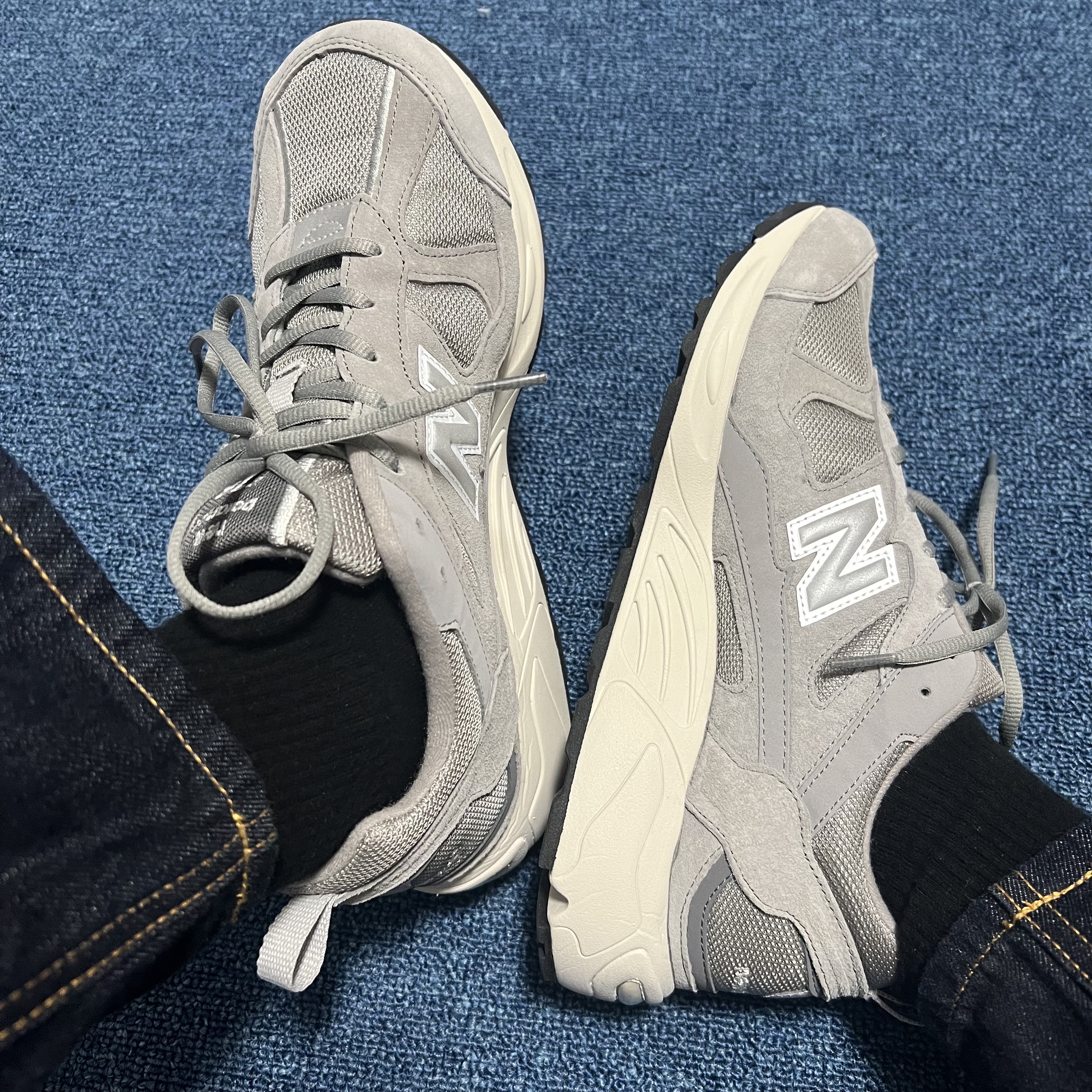 New Balance 878 Gray 착용 스타일 - 1