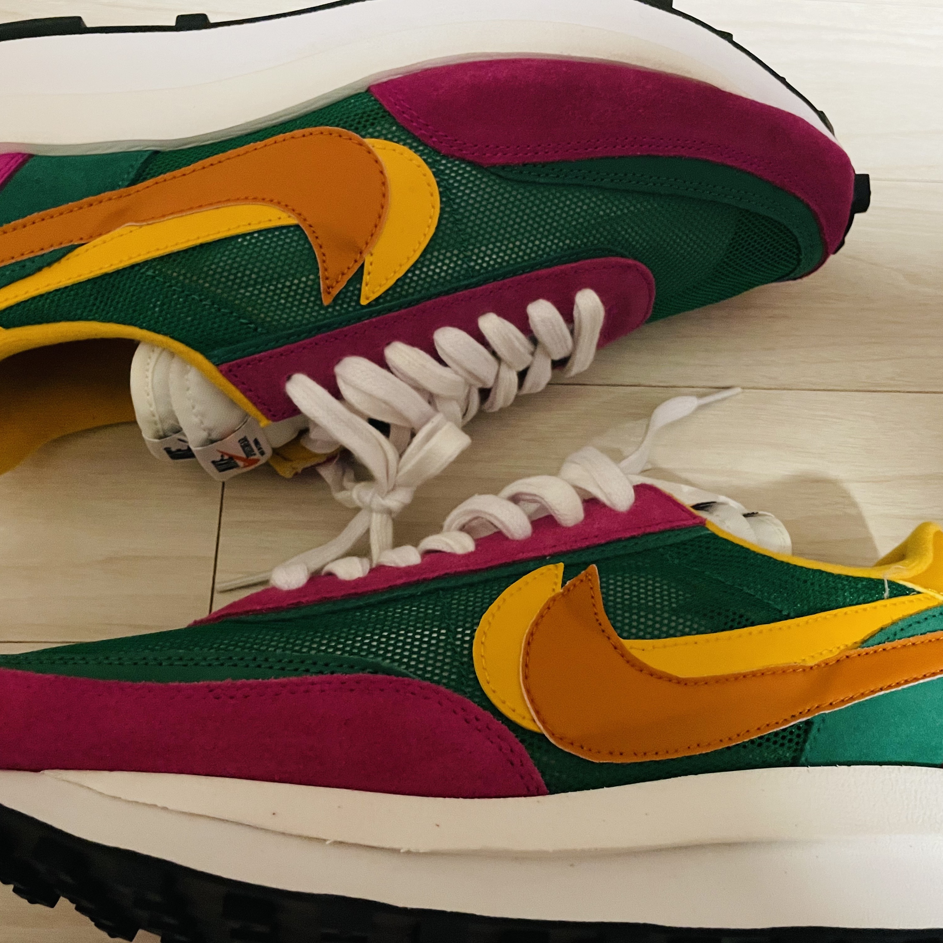 Nike x Sacai LDWaffle Pine Green 착용 스타일