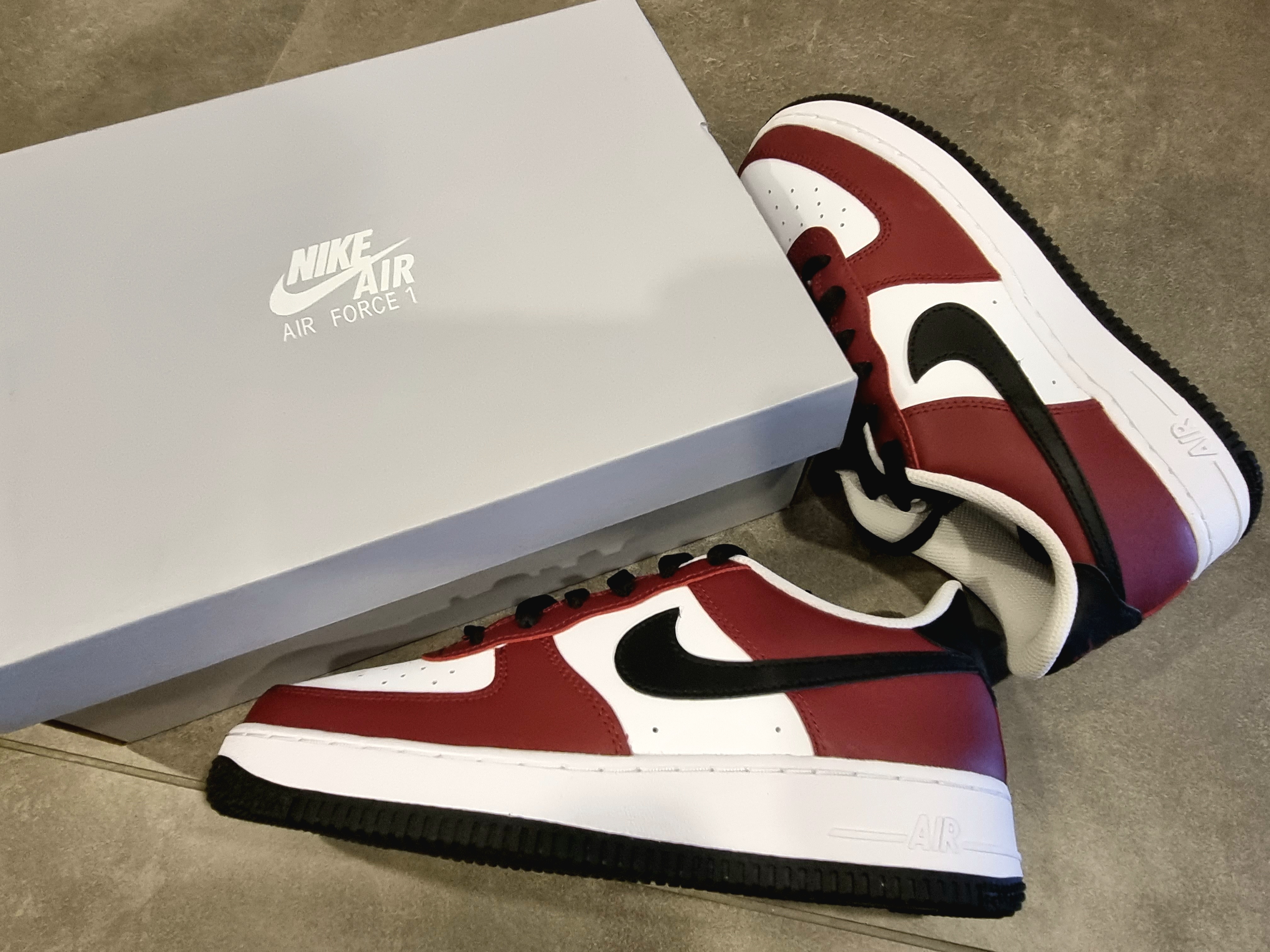 (GS) Nike Air Force 1 LV8 Team Red 착용 스타일 - 5