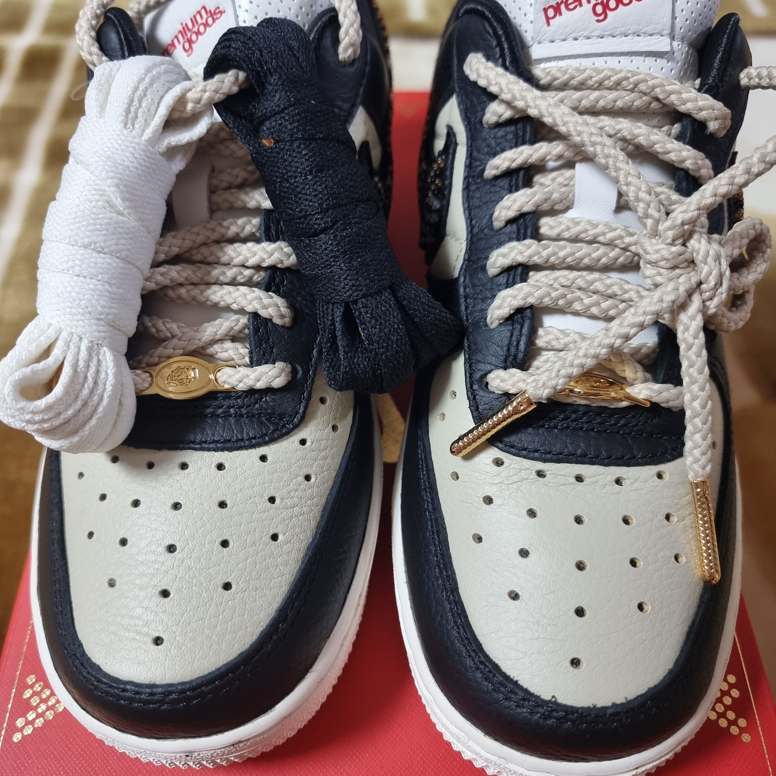 (W) Nike x Premium Goods Air Force 1 Low Black Sand 착용 스타일 - 2
