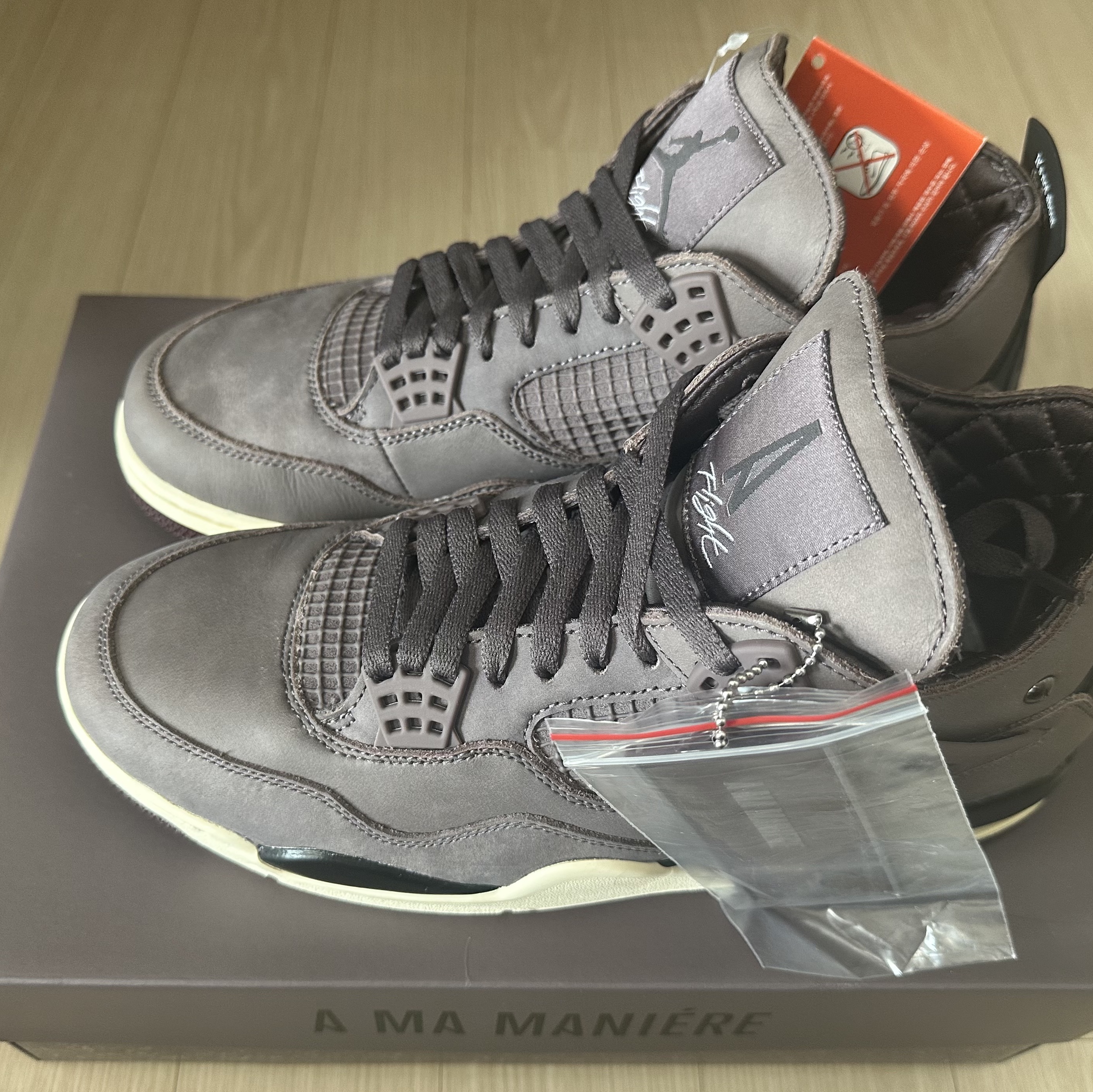 Jordan 4 x A Ma Maniere Retro Violet Ore 착용 스타일 - 1