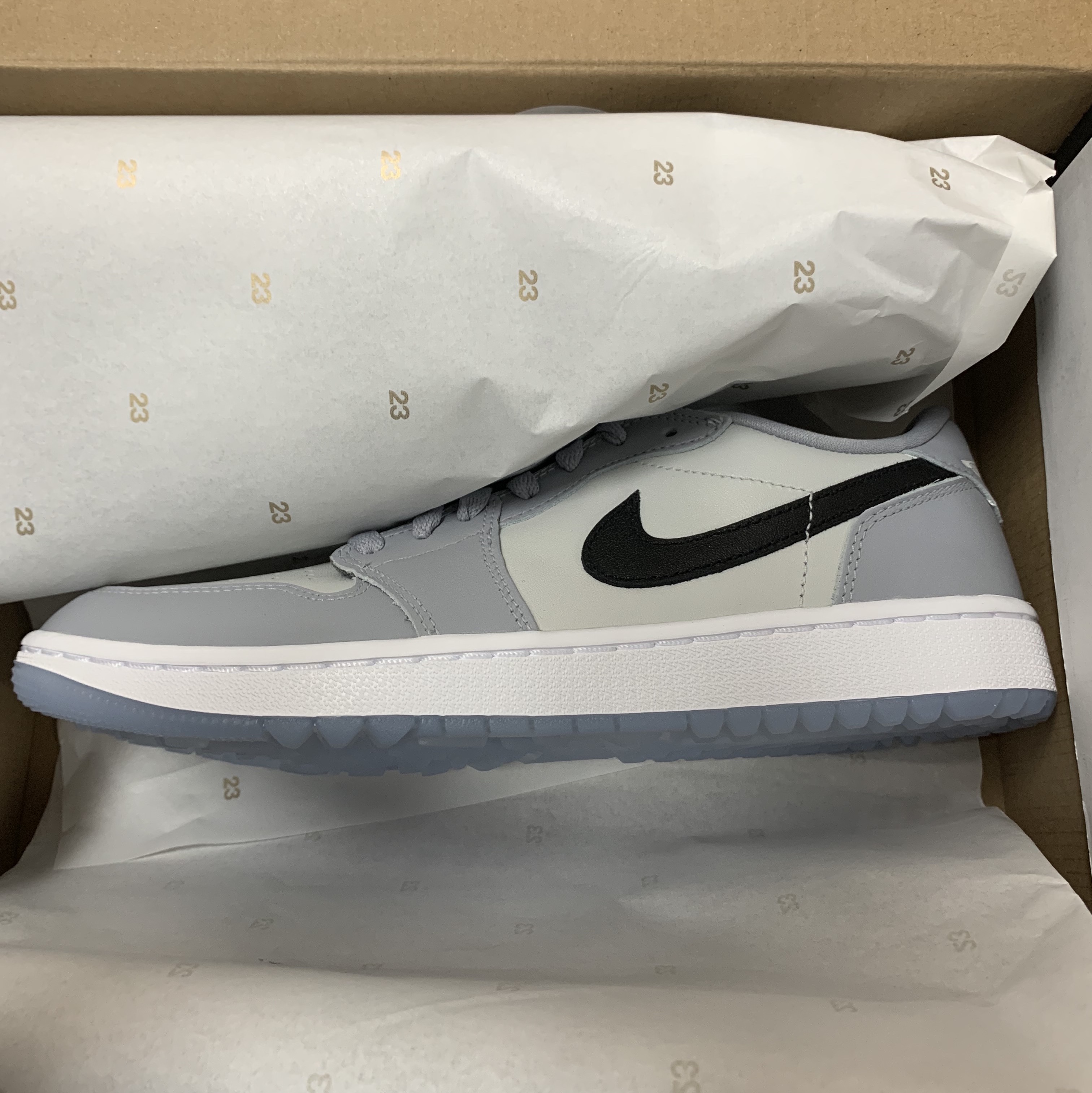 Jordan 1 Low Golf Wolf Grey 착용 스타일