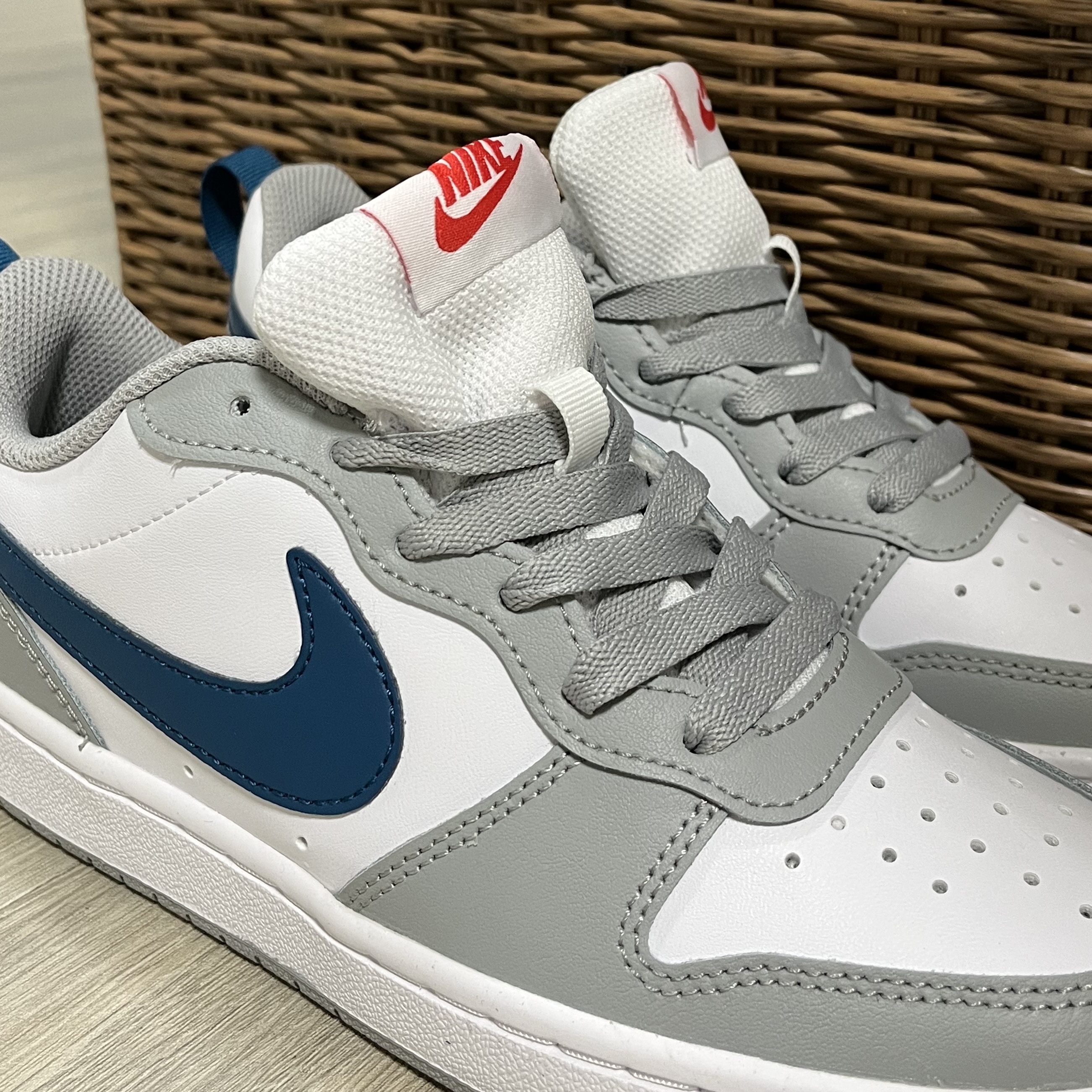 (GS) Nike Court Borough Low 2 Light Smoke Grey 착용 스타일