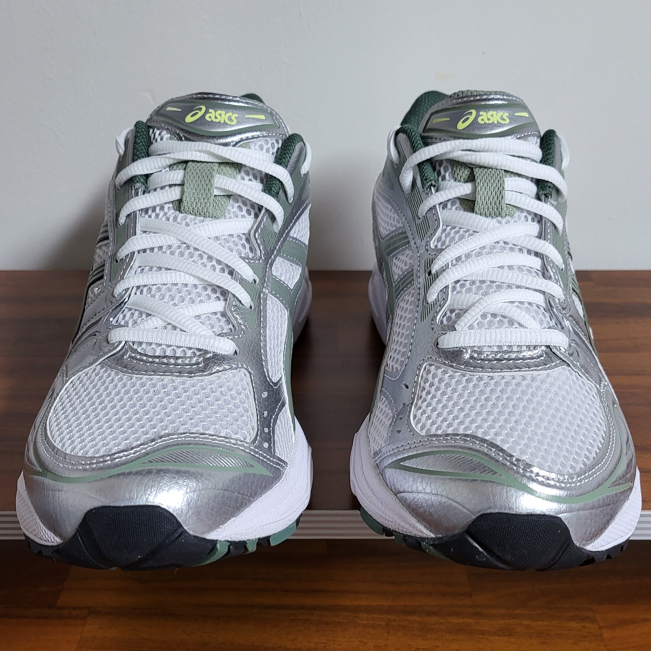 Asics Gel-Kayano 14 White Slate Grey 착용 스타일 - 3