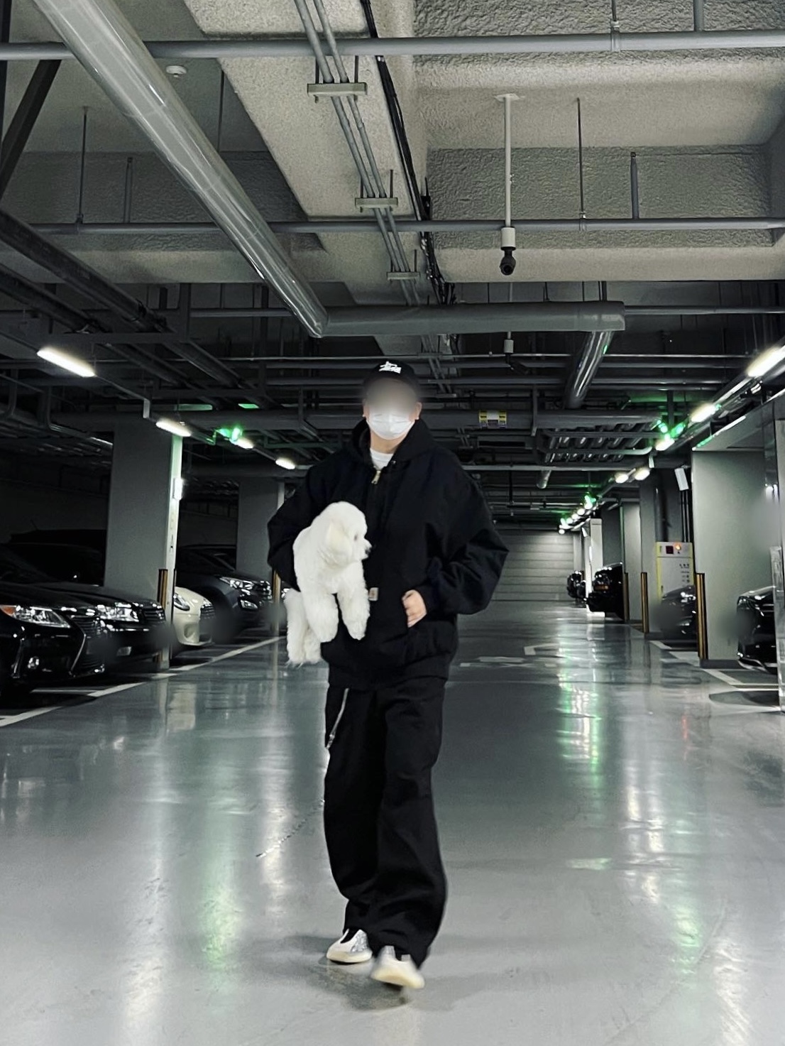 Adidas Yeezy QNTM Lifestyle 착용 스타일 - 3