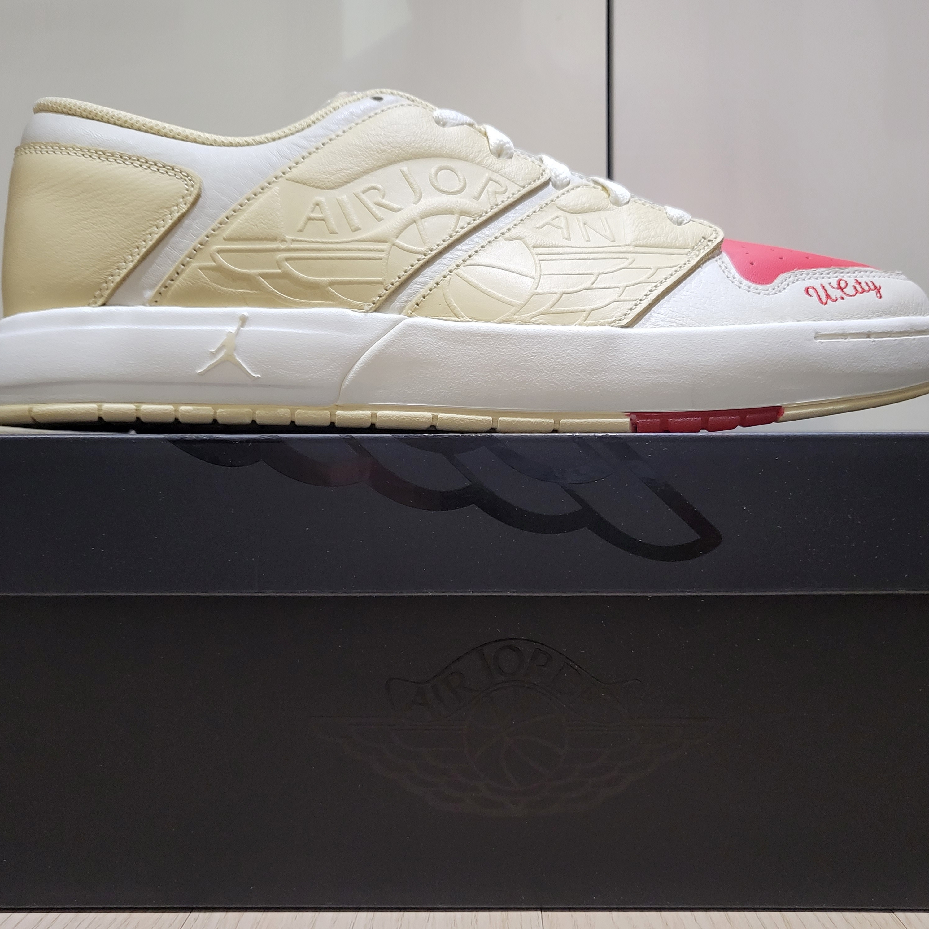 Jordan x Jayson Tatum Nu Retro 1 Low Pale Ivory 착용 스타일 - 3