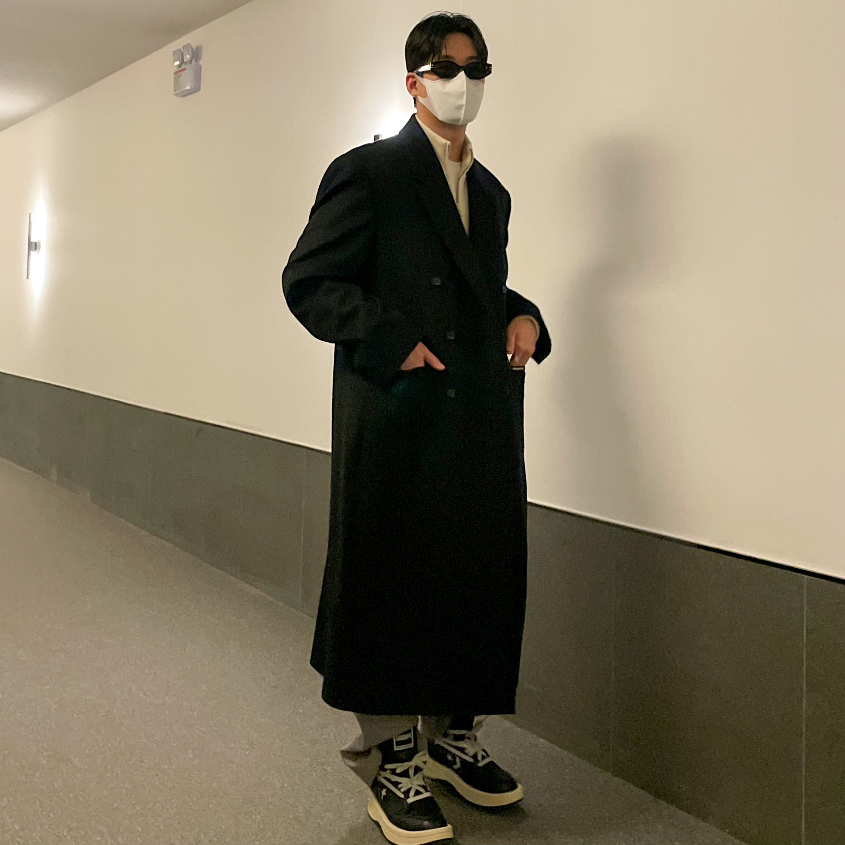 Converse x Drkshdw Turbowpn Black Cream 착용 스타일 - 2