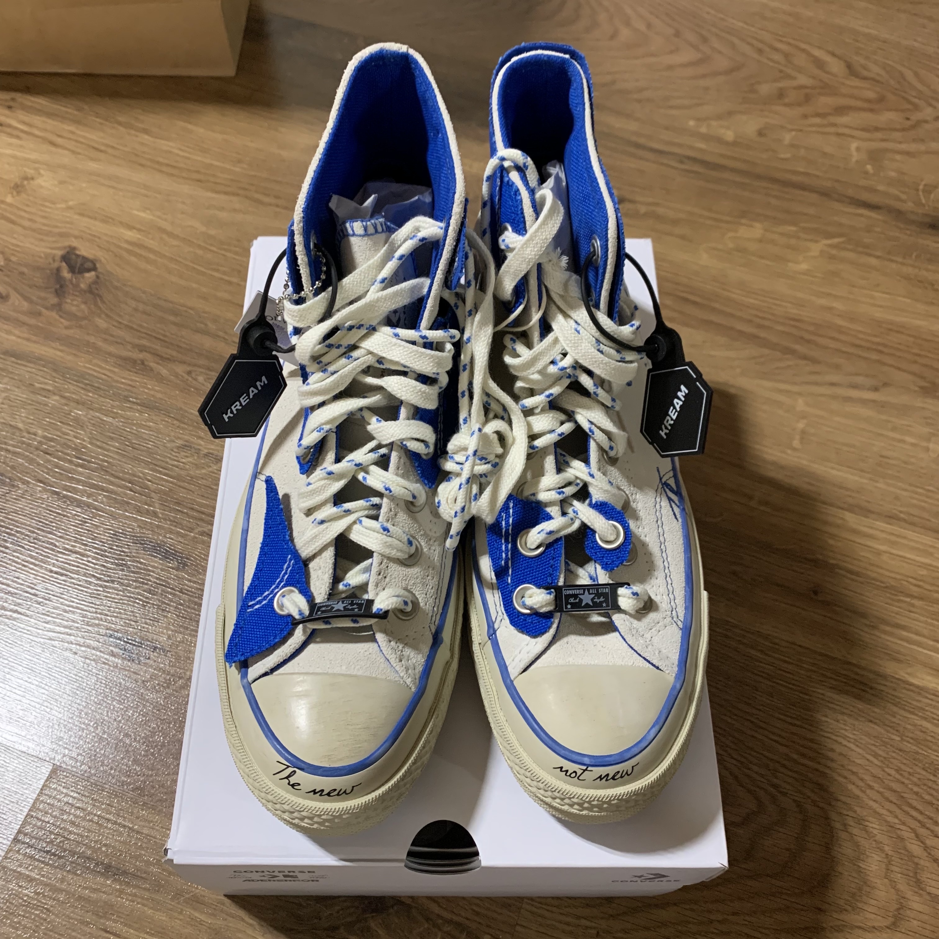 Converse x Ader Error Chuck 70 High White 착용 스타일 - 3