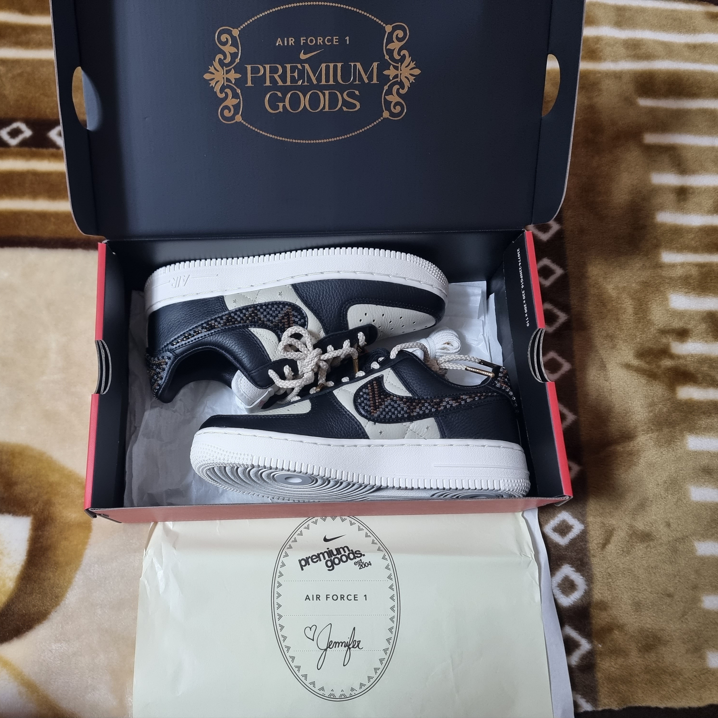 (W) Nike x Premium Goods Air Force 1 Low Black Sand 착용 스타일 - 3