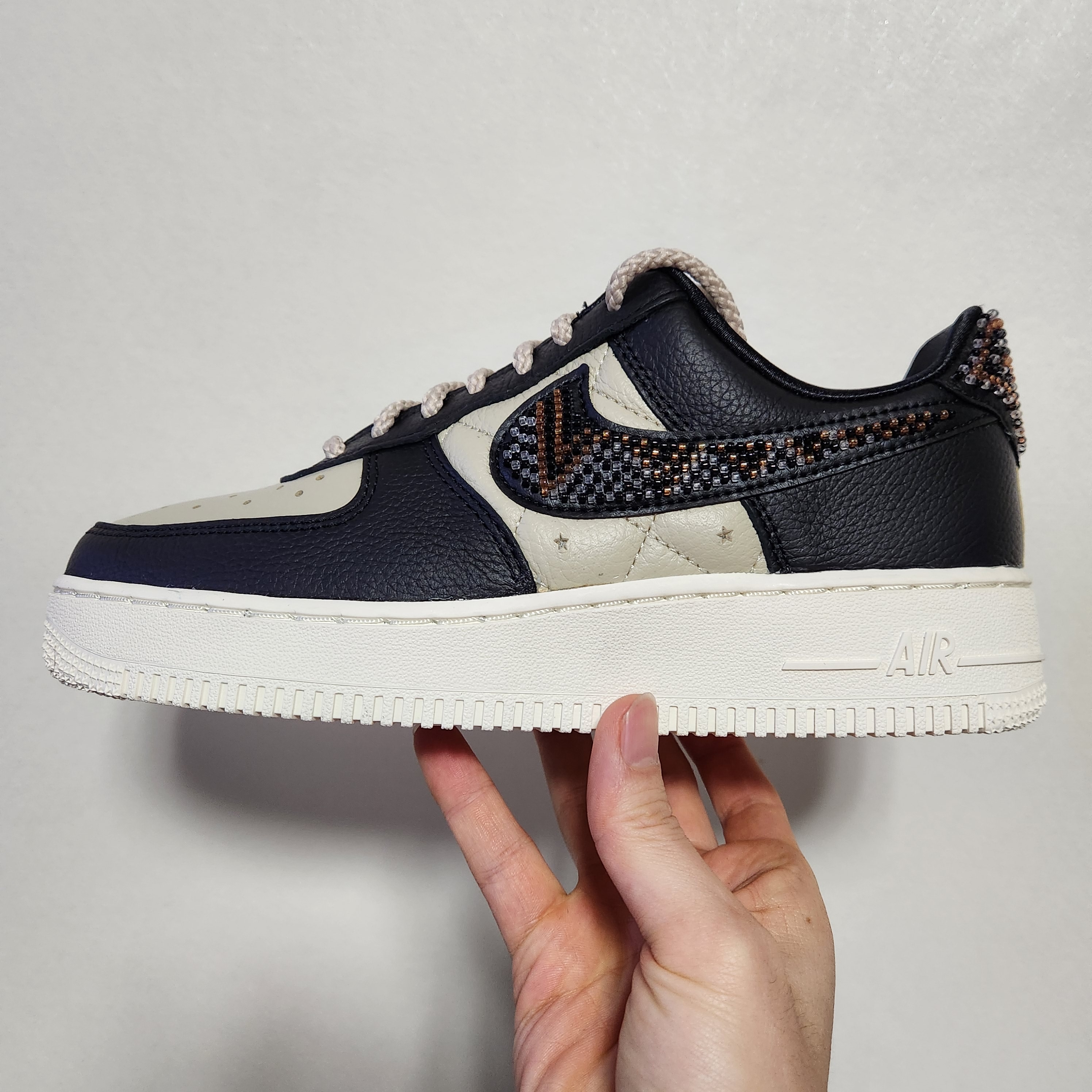 (W) Nike x Premium Goods Air Force 1 Low Black Sand 착용 스타일 - 2