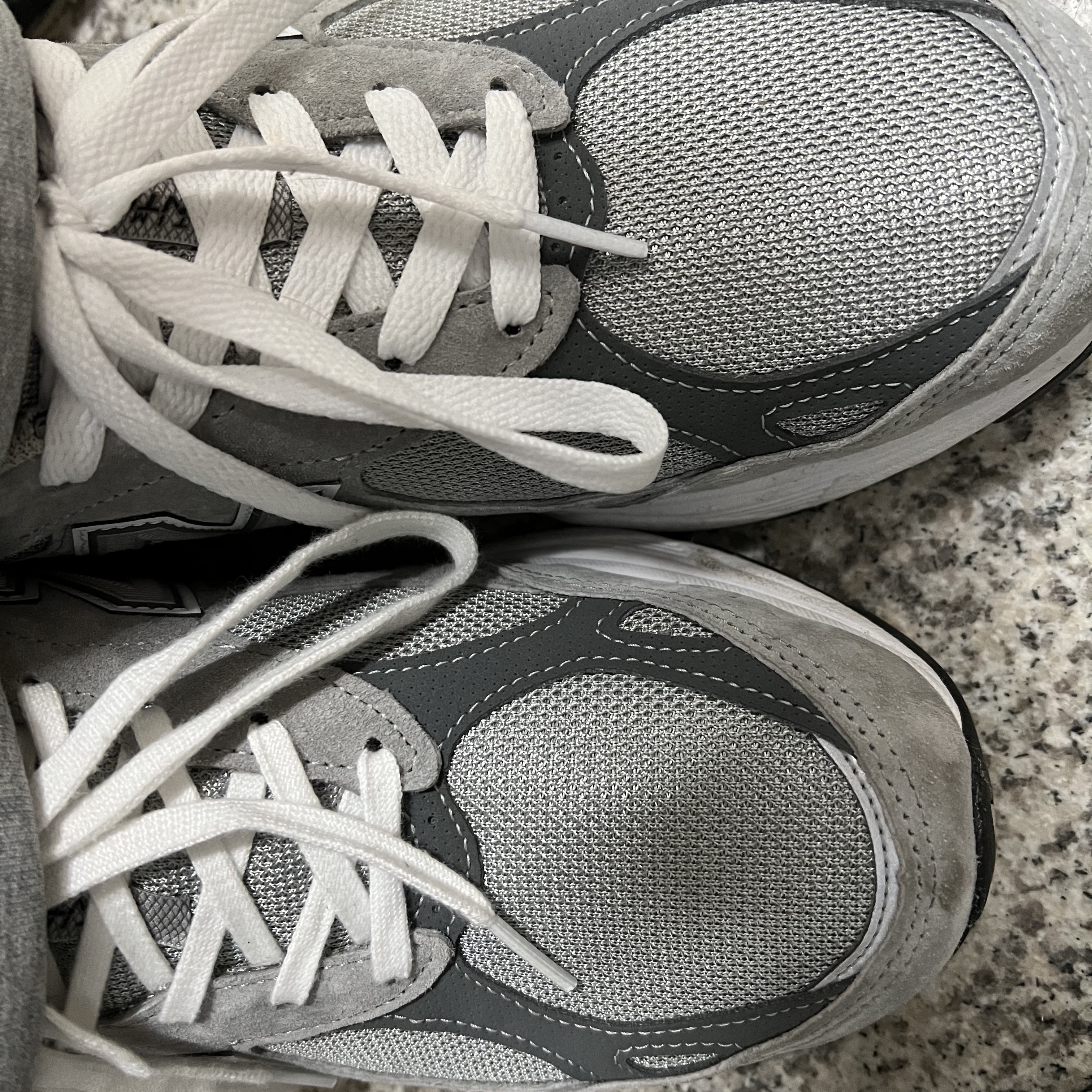 New Balance 990v3 Made in USA Grey - D Standard 착용 스타일 - 1