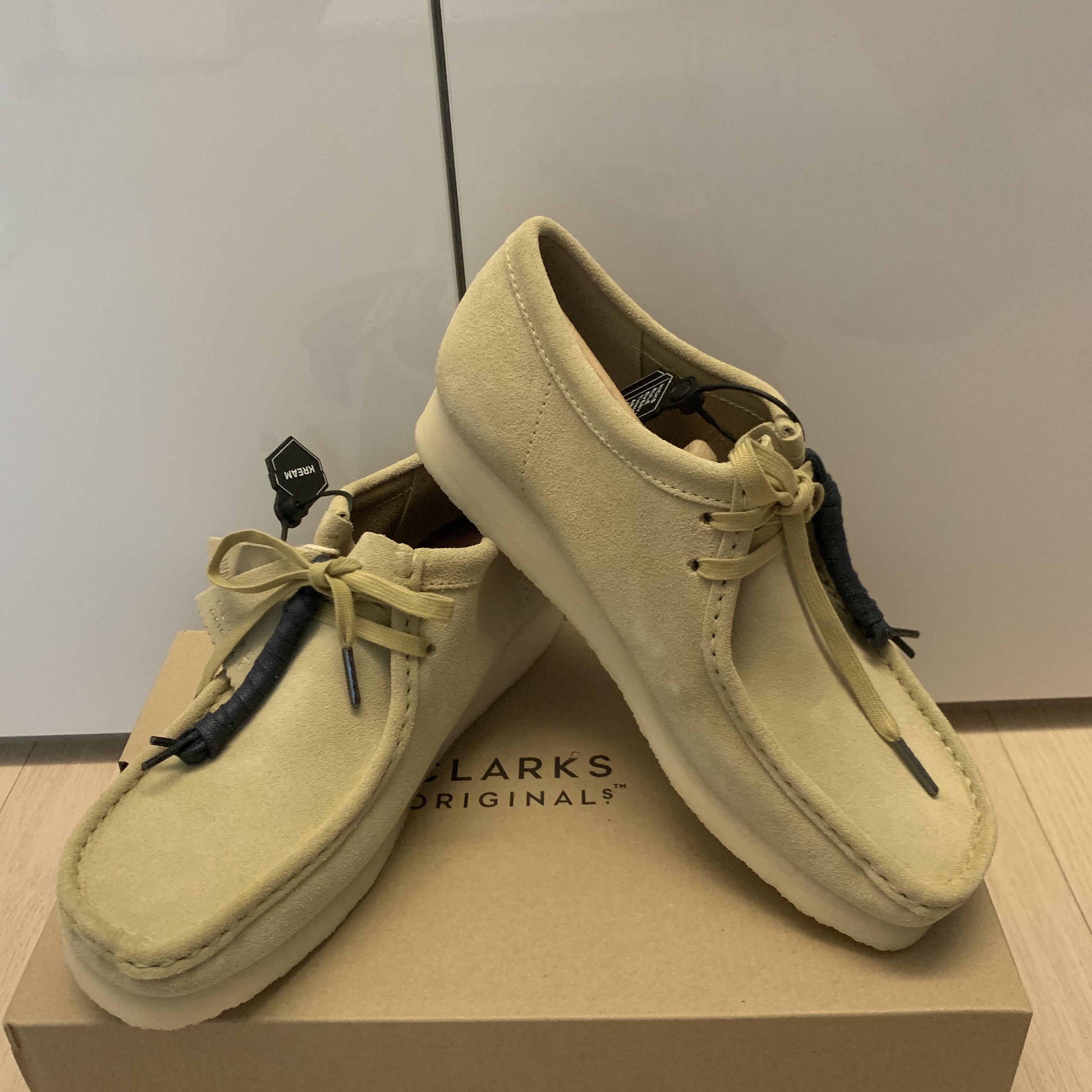 Clarks Wallabee Maple Suede 착용 스타일