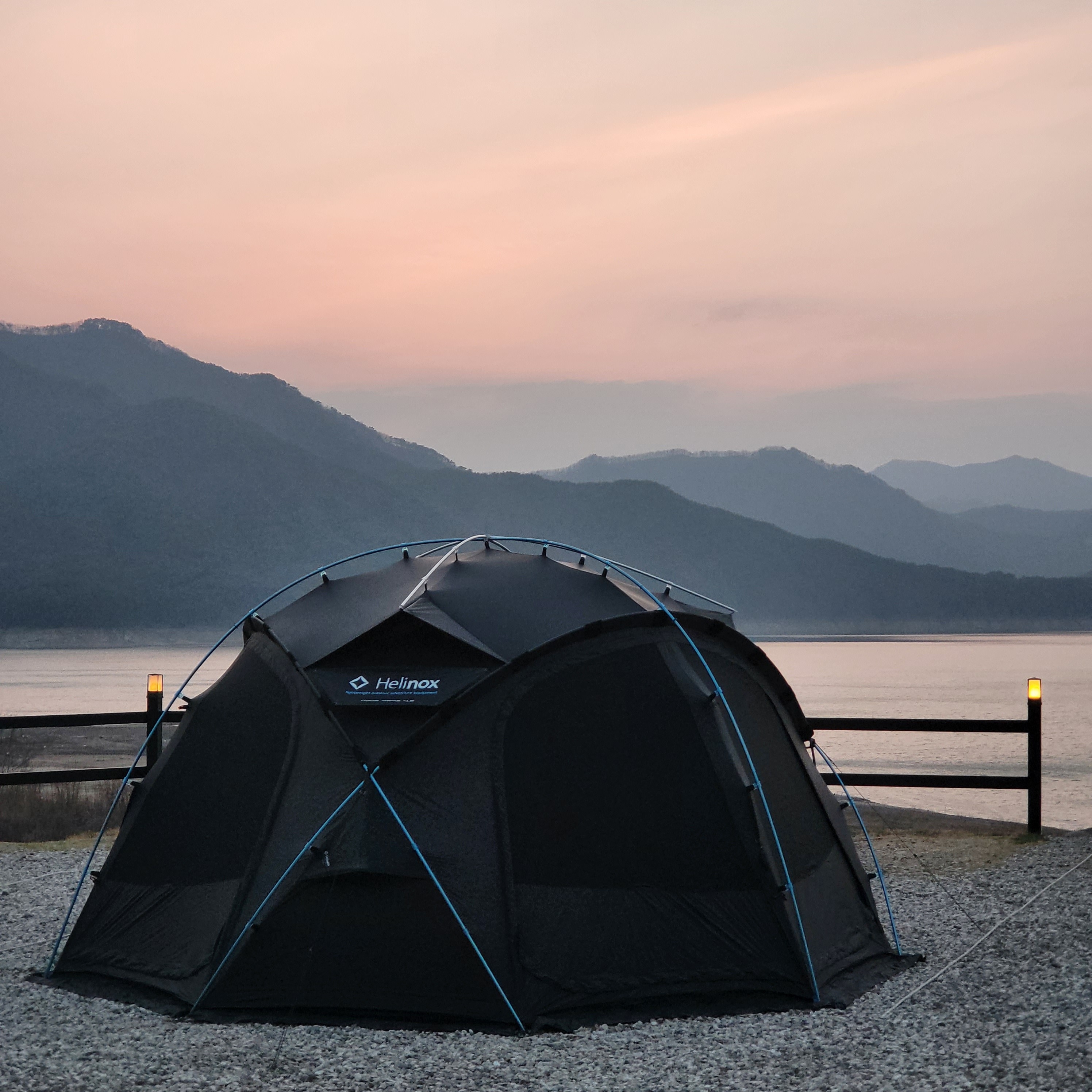 Helinox Nona Dome 4.0 Black 착용 스타일 - 2