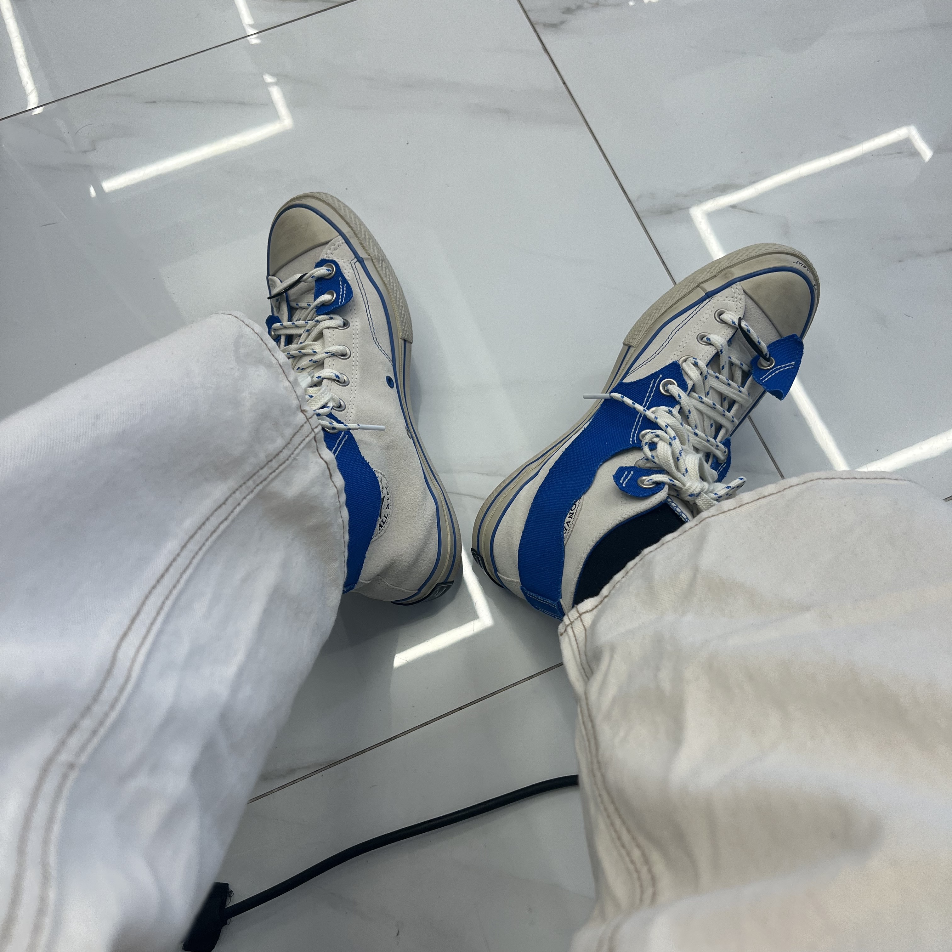 Converse x Ader Error Chuck 70 High White 착용 스타일 - 1