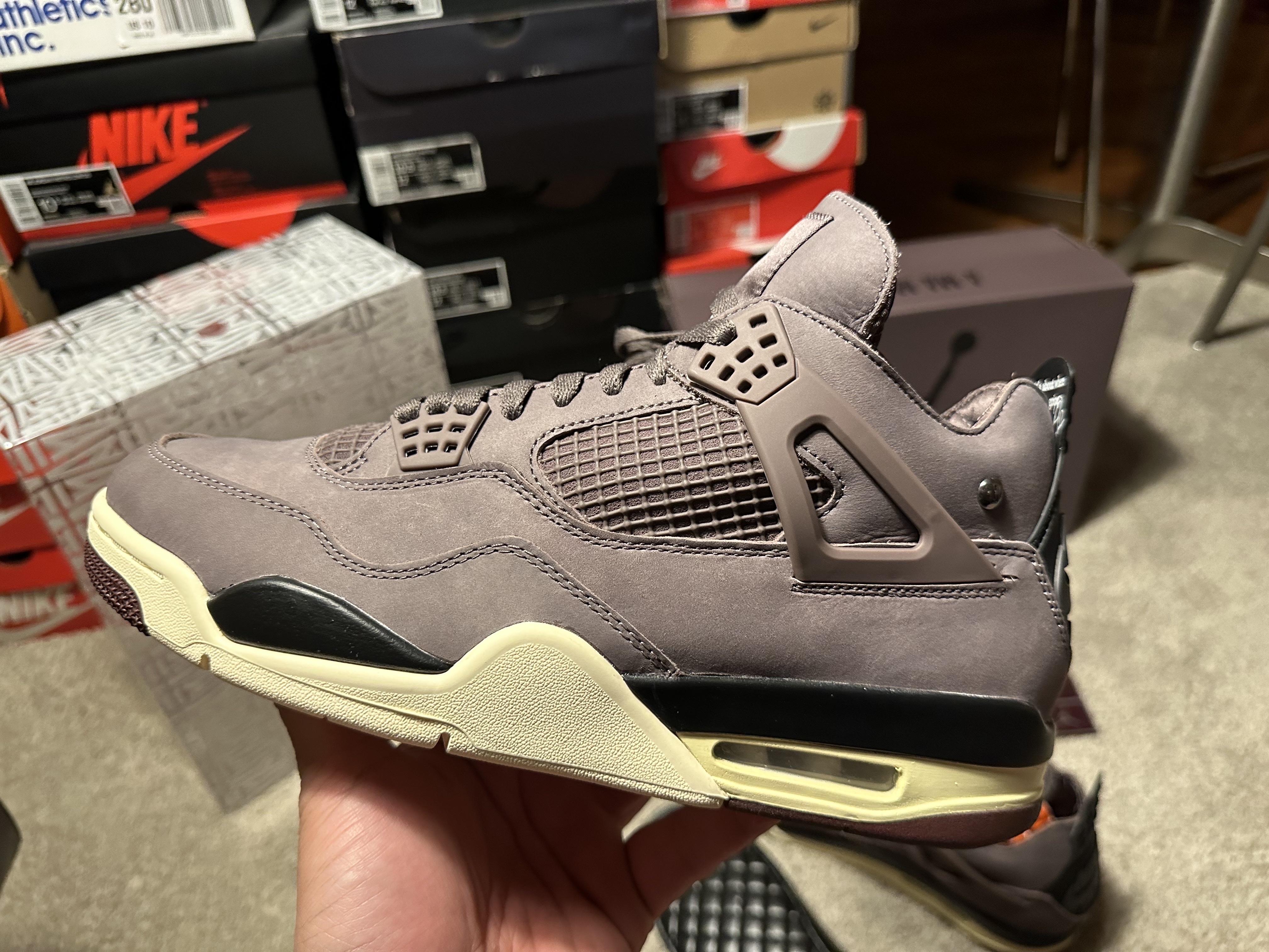 Jordan 4 x A Ma Maniere Retro Violet Ore 착용 스타일 - 5